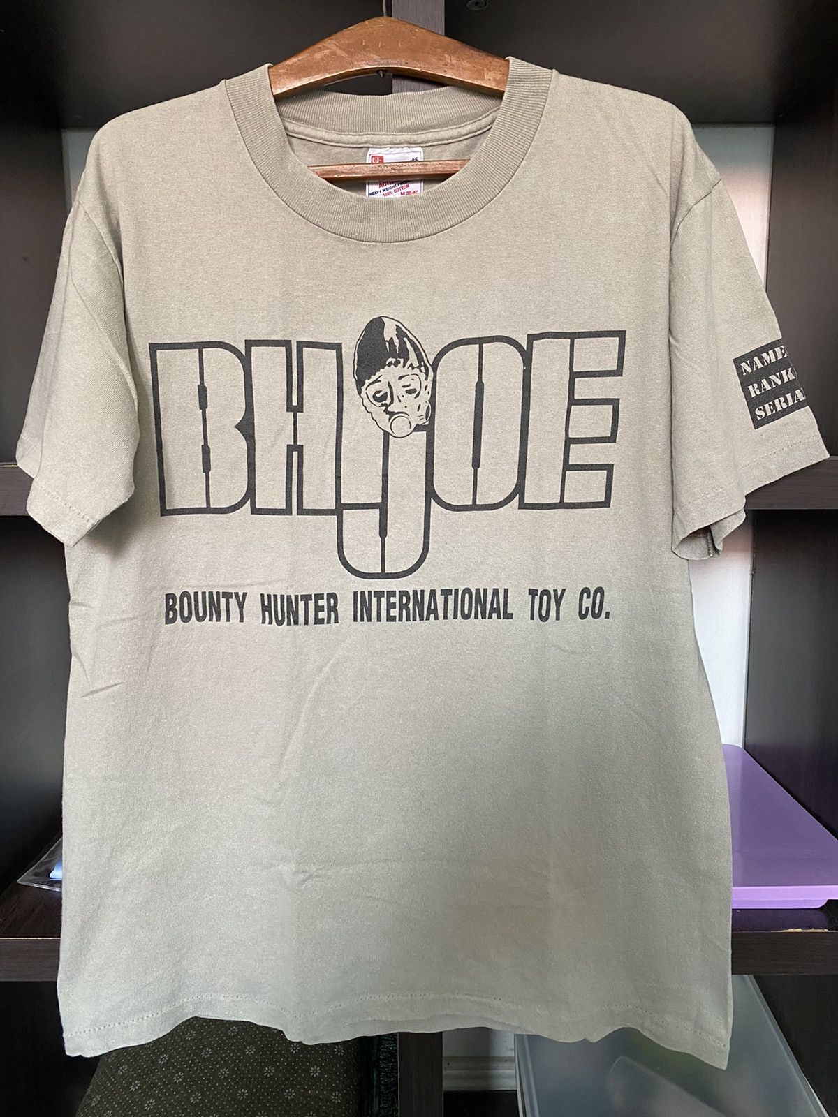 Vintage BH JOE Bounty Hunter International online Toy Co T-shirts