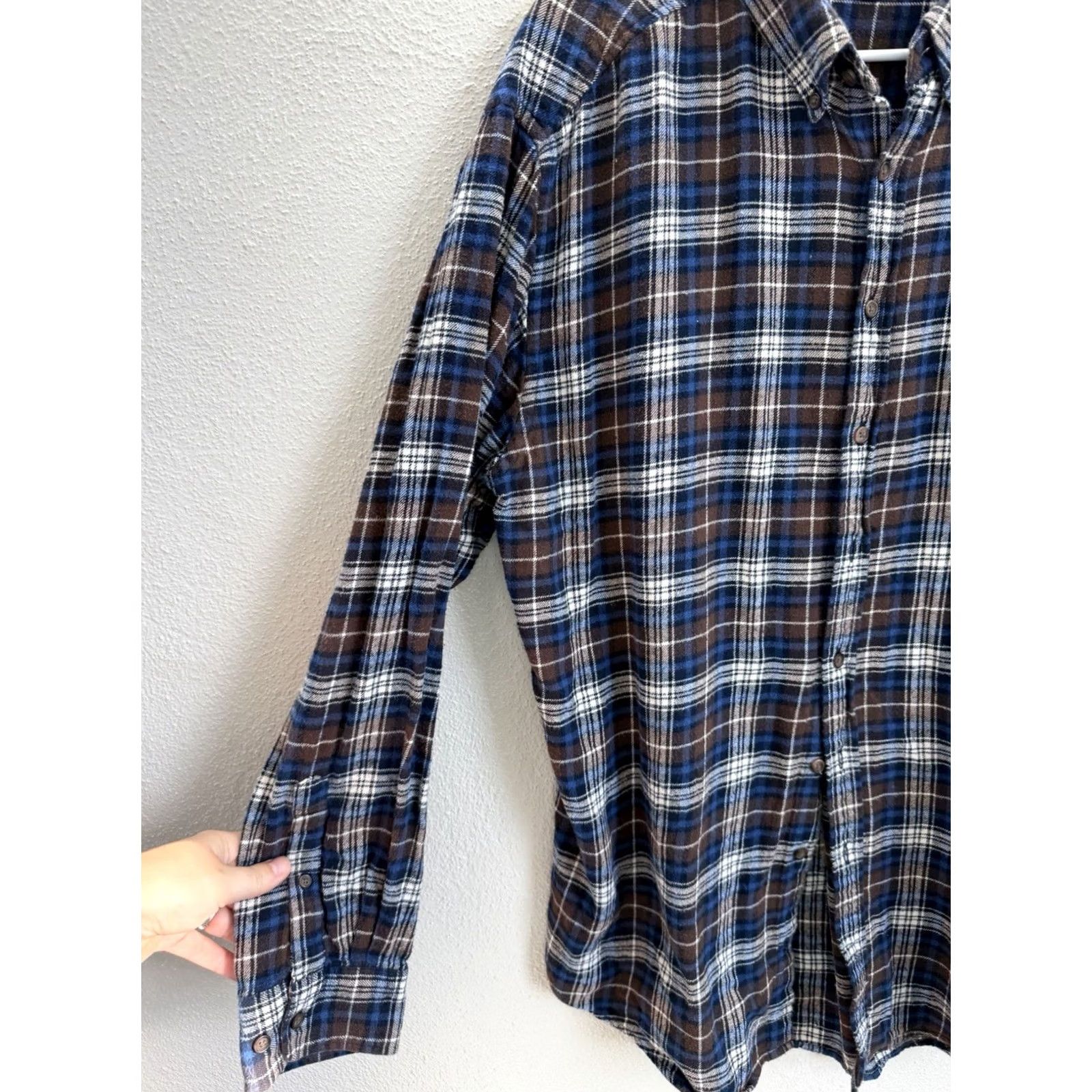 Croft & Barrow Croft & Barrow Mens Flannel Shirt XL Blue Plaid Long Sleeve Button-Up Shirt Size US XL / EU 56 / 4 - 2 Thumbnail