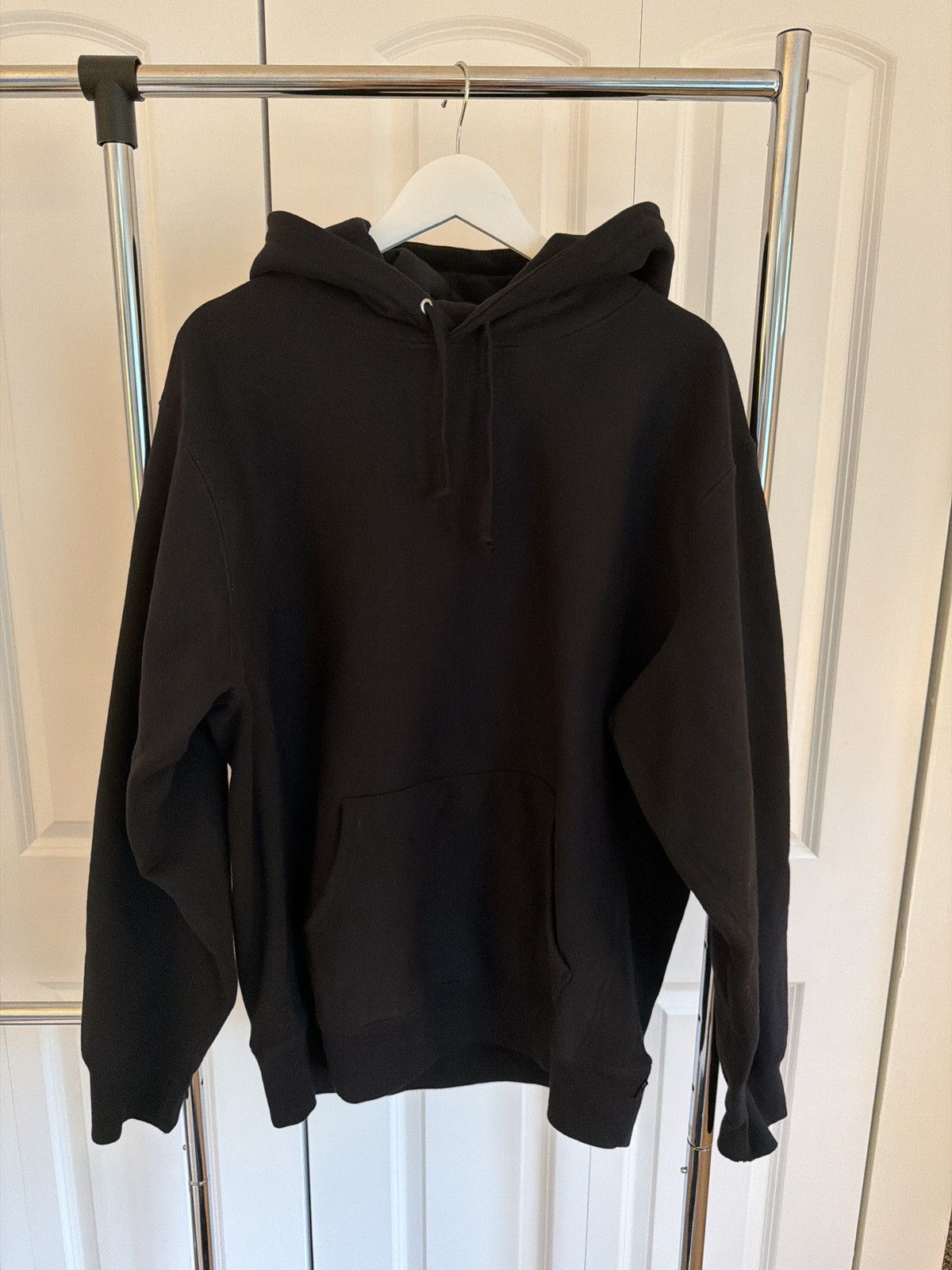 Supreme FW17 Embossed Hoodie Size US XL / EU 56 / 4 - 2 Thumbnail