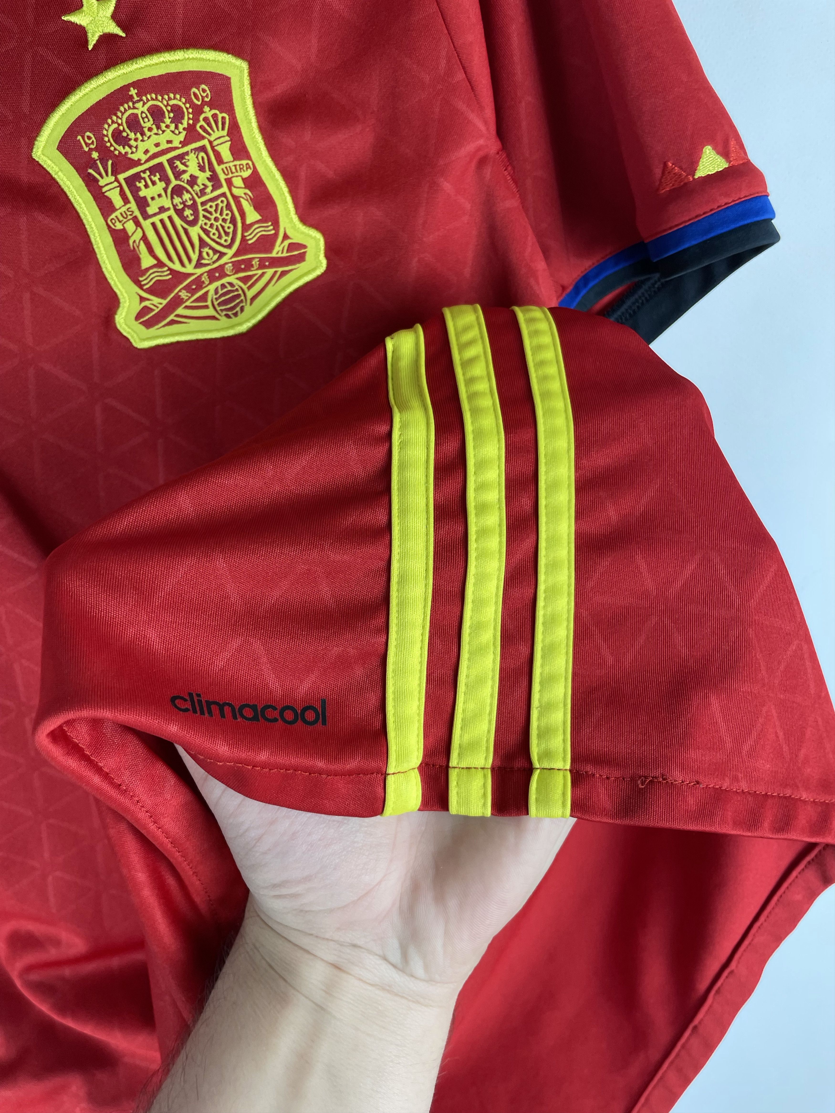 Adidas Spain Adidas soccer jersey de europa Size US M / EU 48-50 / 2 - 7 Thumbnail