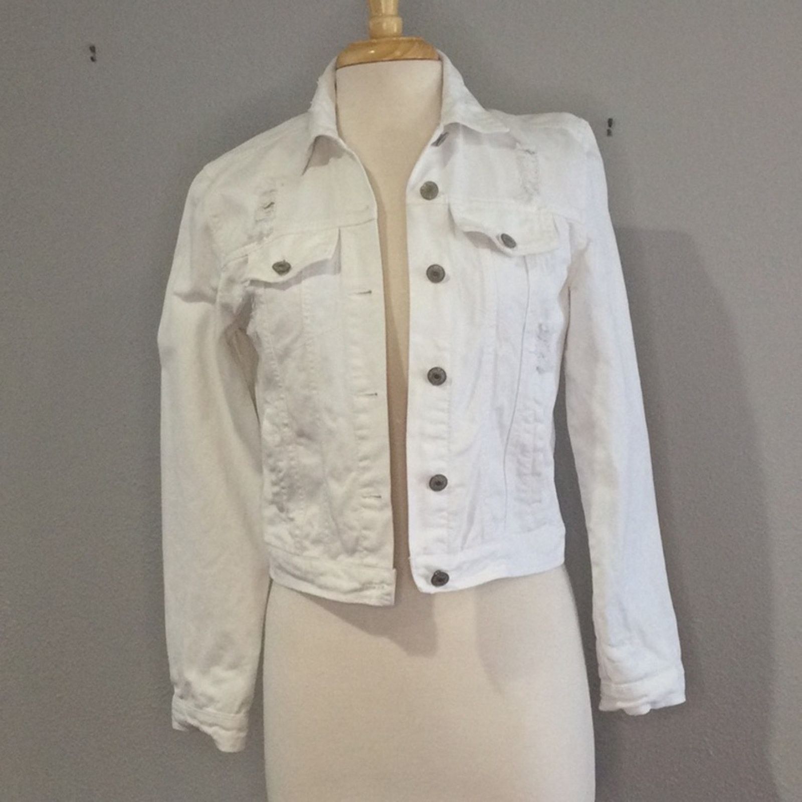 Other Love Tree Denim White Distressed Jean Jacket Small Size S / US 4 / IT 40 - 1 Thumbnail