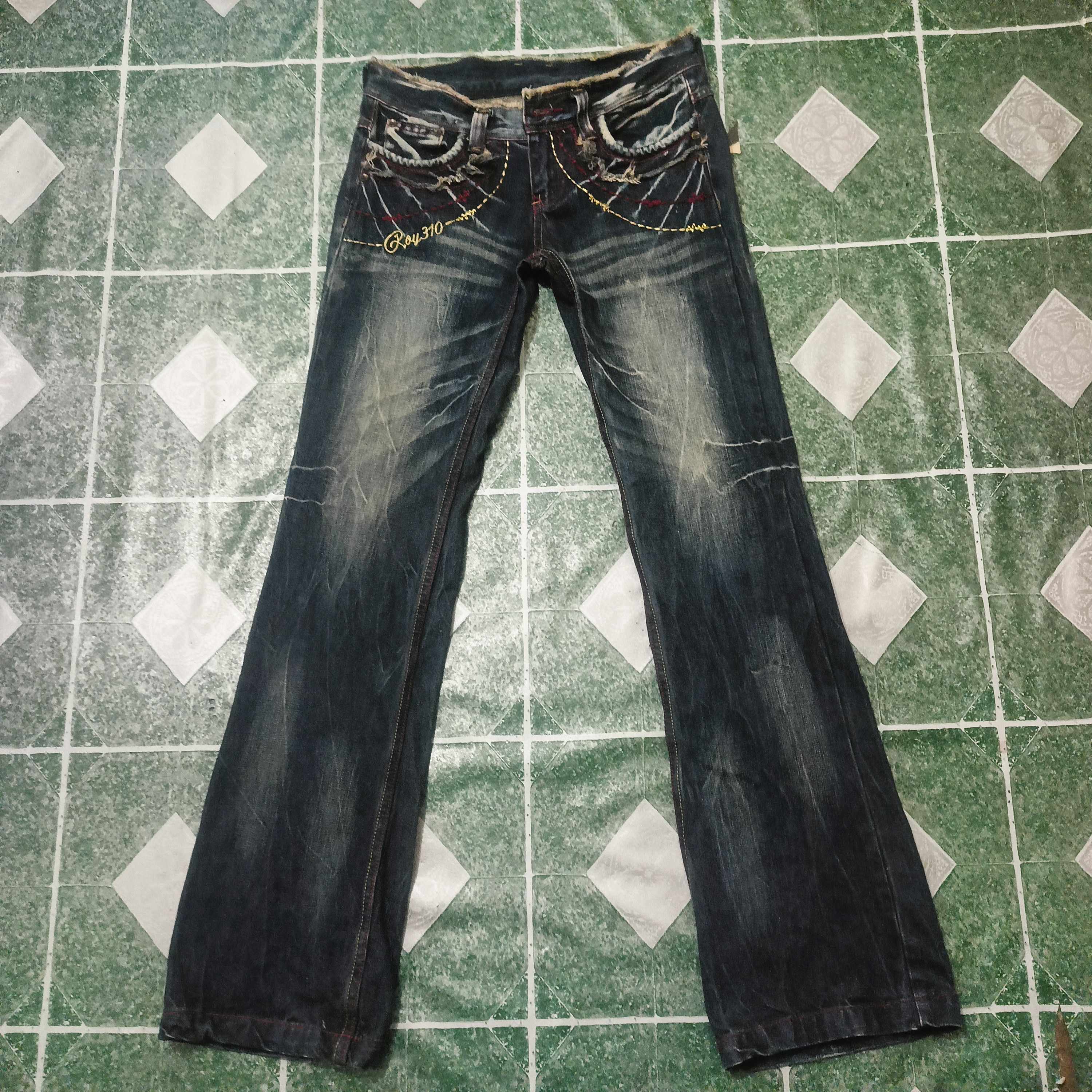 If Six Was Nine Roy 310 flared distressed bootcut jeans Size US 29 - 2 Thumbnail