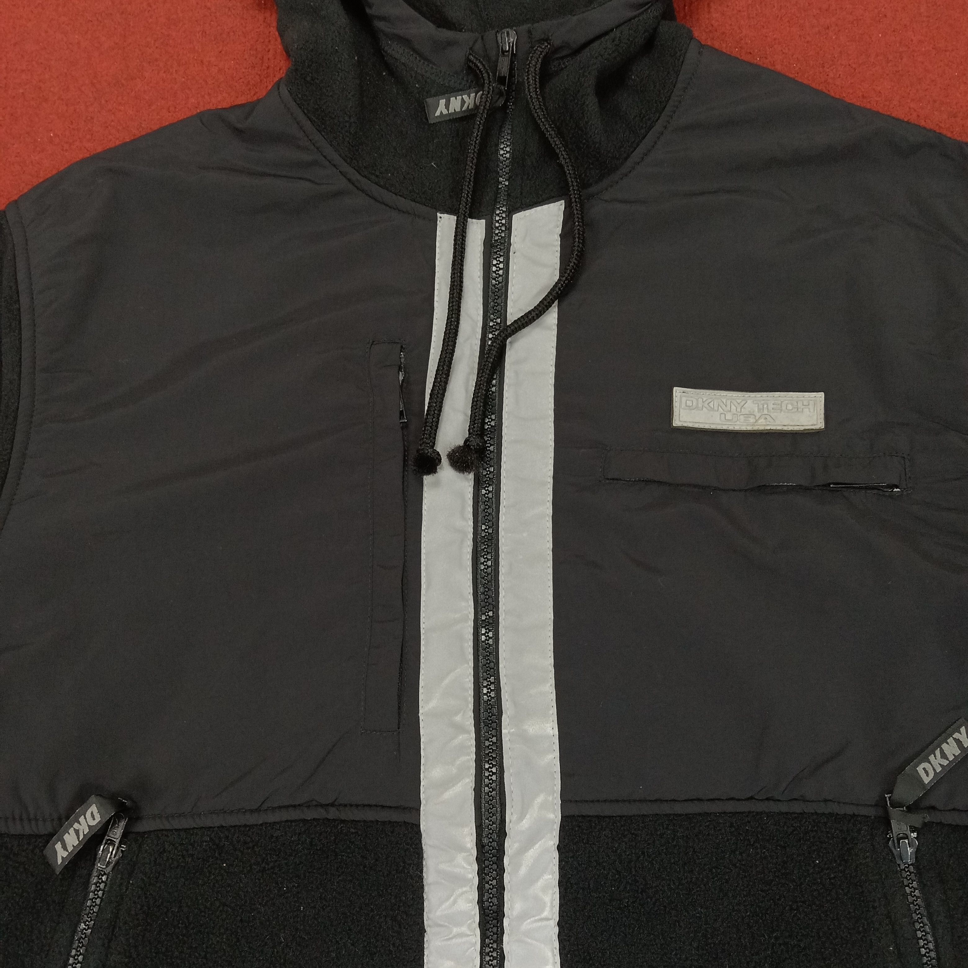 DKNY × Vintage DKNY Fashion Style Nice Design Zipper Hoodies Size US L / EU 52-54 / 3 - 2 Thumbnail