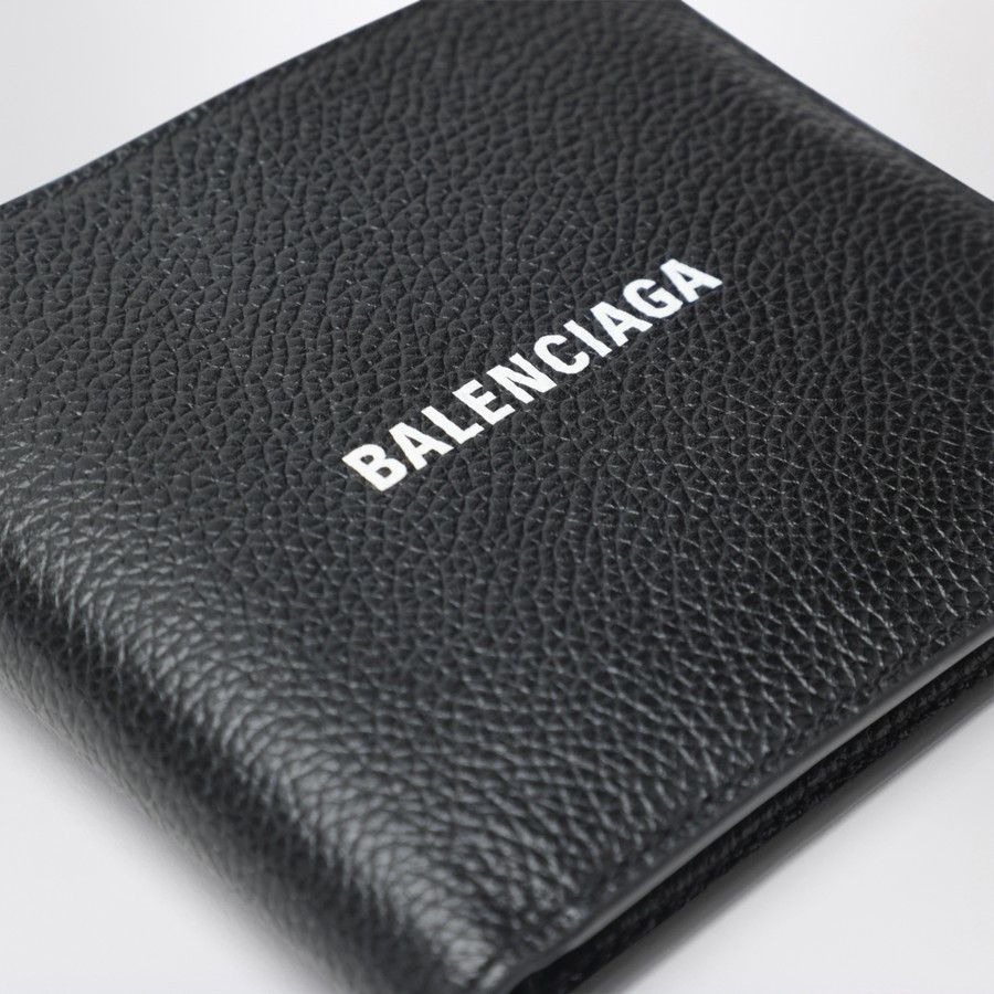 Balenciaga o1d2blof0226 Size: OS / Wallet With Logo in Black Size ONE SIZE - 4 Thumbnail