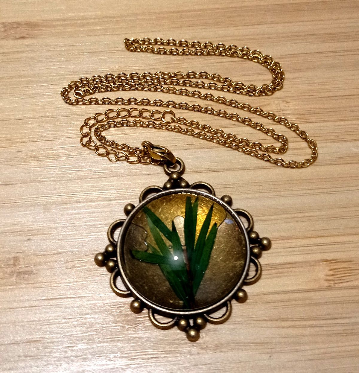 Hysteric Glamour × Vintage Stunning Long Leaves Natural Plant Gold Necklace Unique Size ONE SIZE - 1 Thumbnail