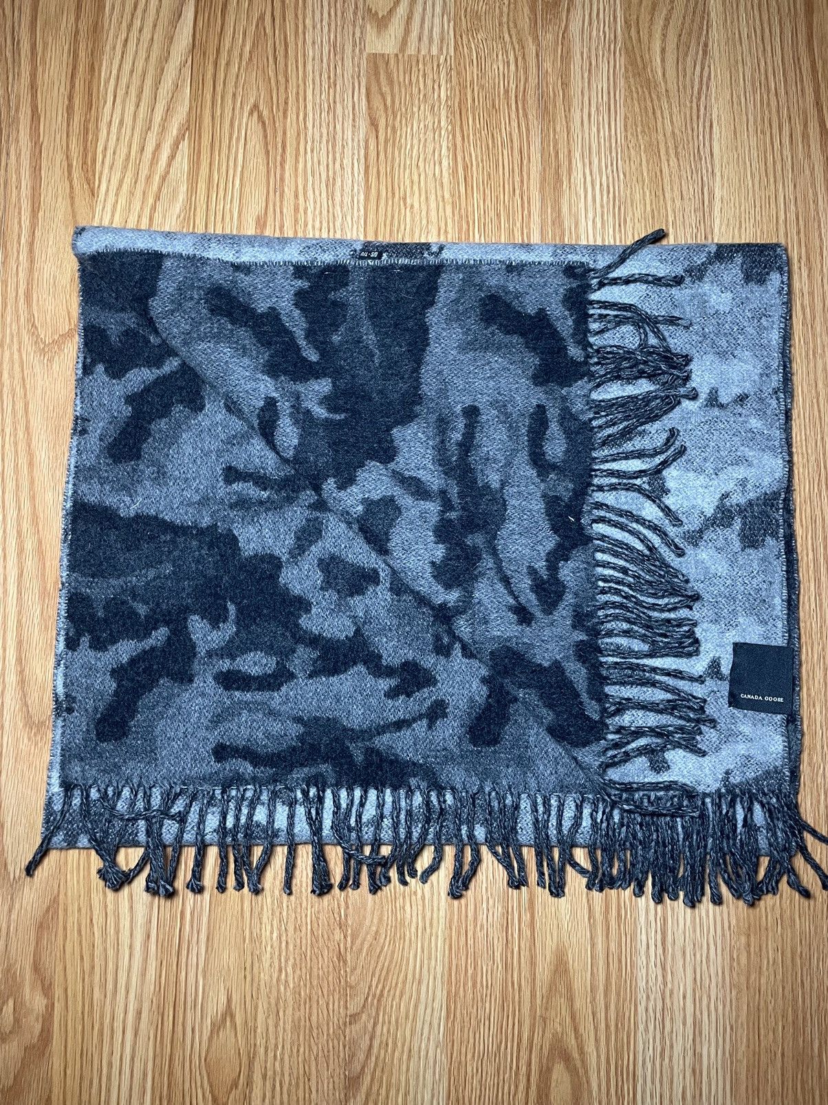 Canada Goose Canada Goose Wool Blend Scarf Camo Print Size ONE SIZE - 6 Thumbnail