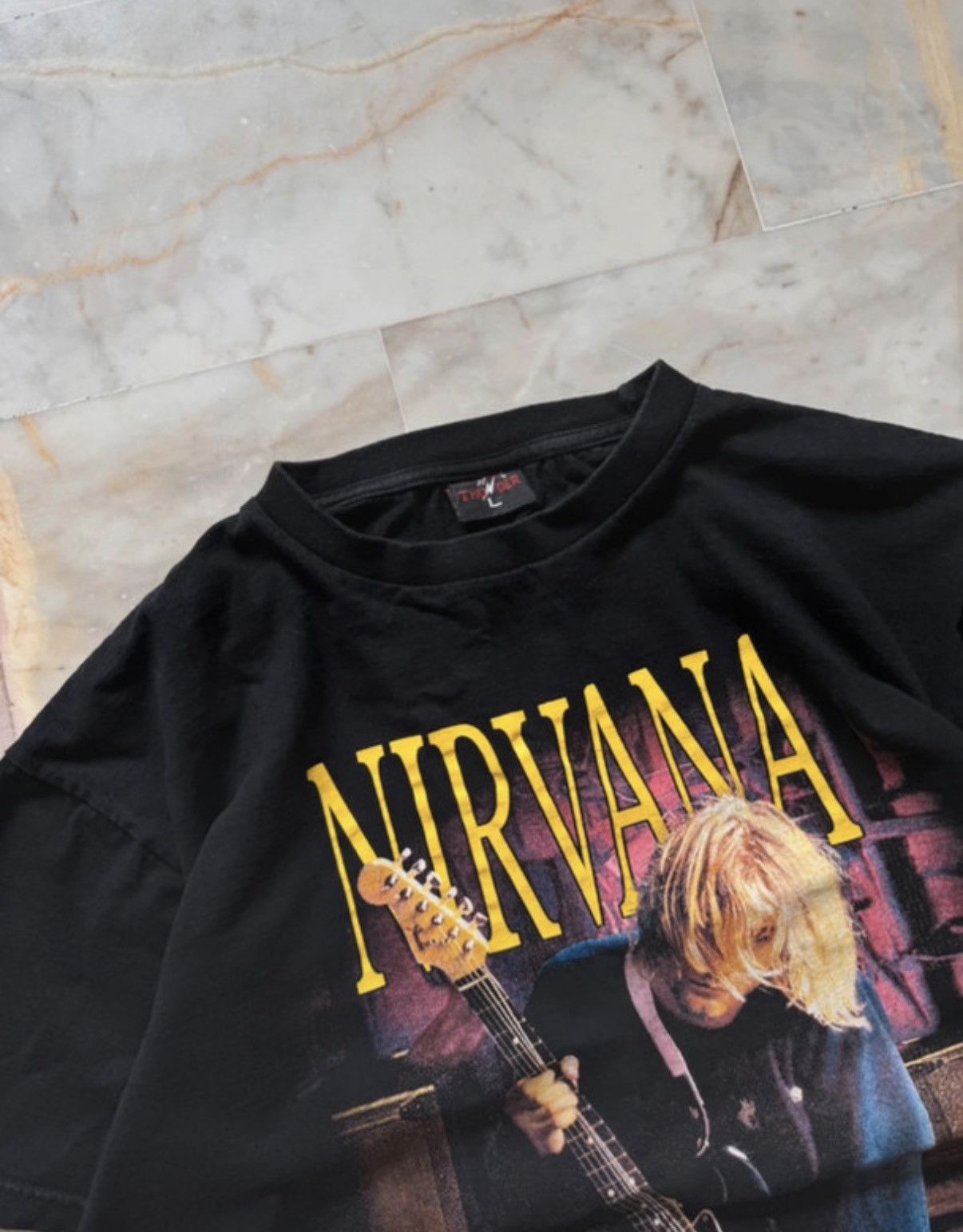 Vintage Vintage Kurt Cobain T-shirt Size US L / EU 52-54 / 3 - 2 Thumbnail