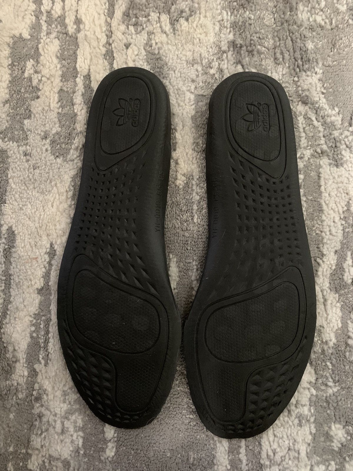 Adidas Adidas Yeezy 350 Size US 9.5 / EU 42-43 - 7 Thumbnail