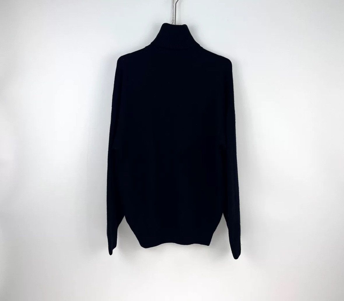 Balenciaga Balenciaga black embroidery logo wool turtleneck sweater Size US S / EU 44-46 / 1 - 4 Thumbnail