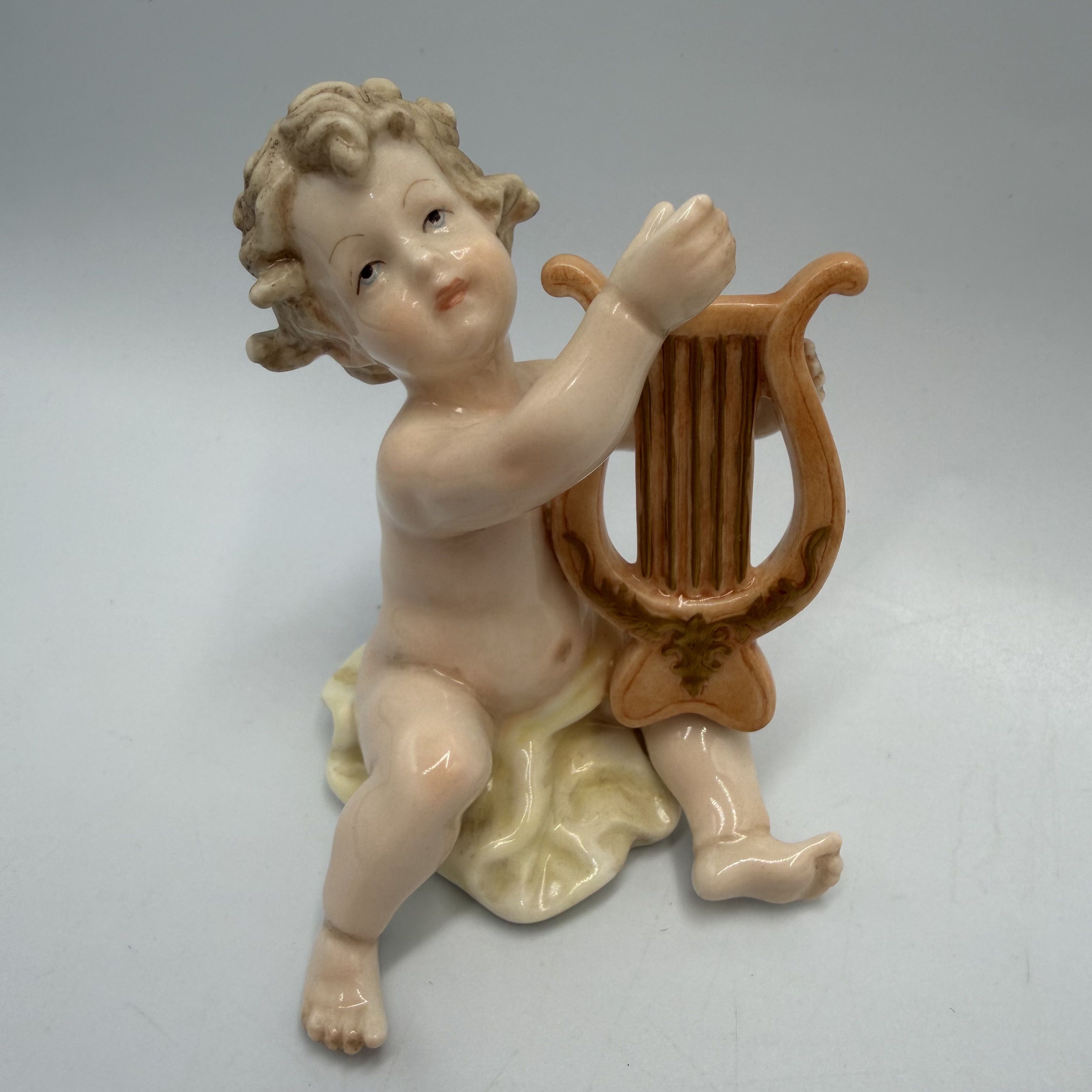 Other Vintage Unicorn Studio Porcelain Cherub Angel Harp Figurine Size ONE SIZE - 1 Thumbnail