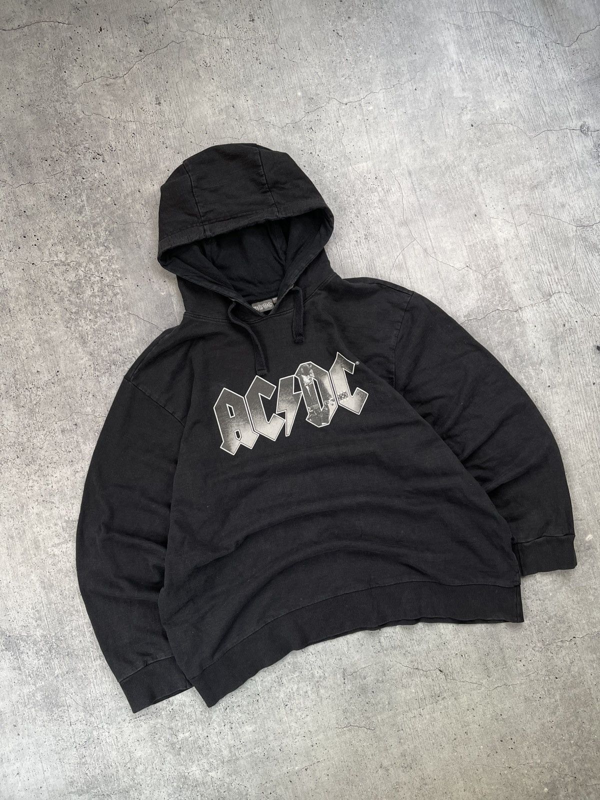 AC/DC × Band Tees × Vintage Vintage ACDC Hoodie 90s Distressed Size US XXL / EU 58 / 5 - 1 Thumbnail