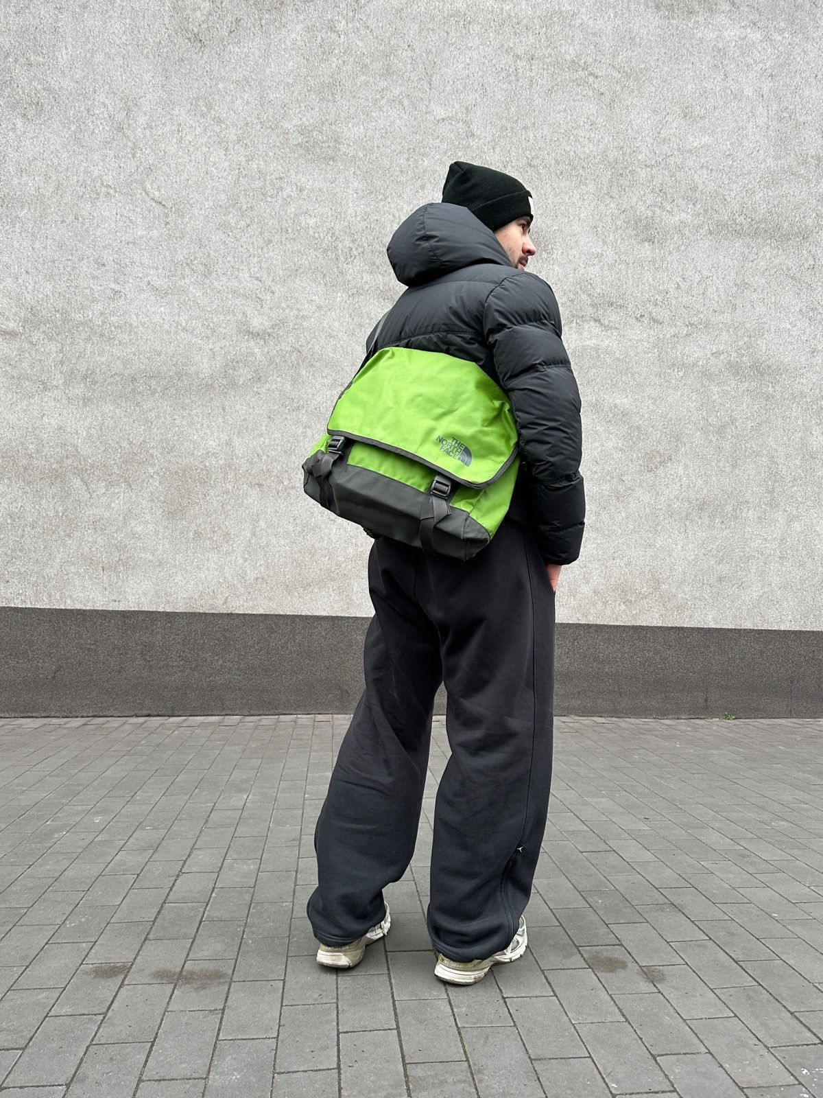 The North Face Vintage The North Face Green Crossbody Messenger Bag Size ONE SIZE - 1 Thumbnail