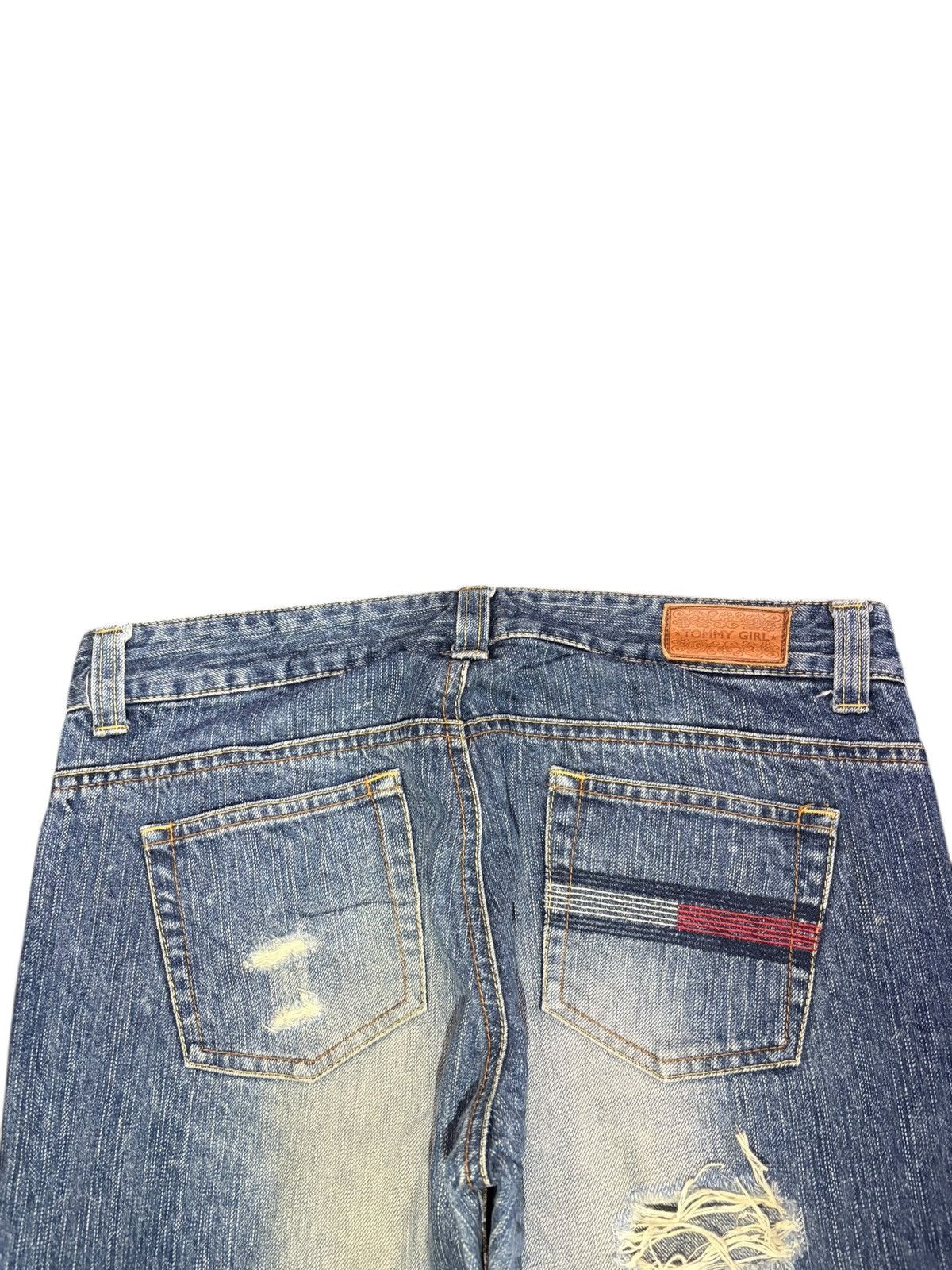 Tommy Hilfiger Vintage Tommy Girl Faded Wash Distressed Jeans Size 30" / US 8 / IT 44 - 4 Thumbnail
