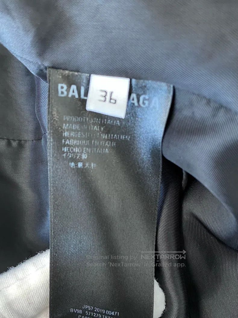 Balenciaga Balenciaga Waisted Gray Plaid Suit Jacket Size XS / US 0-2 / IT 36-38 - 6 Thumbnail
