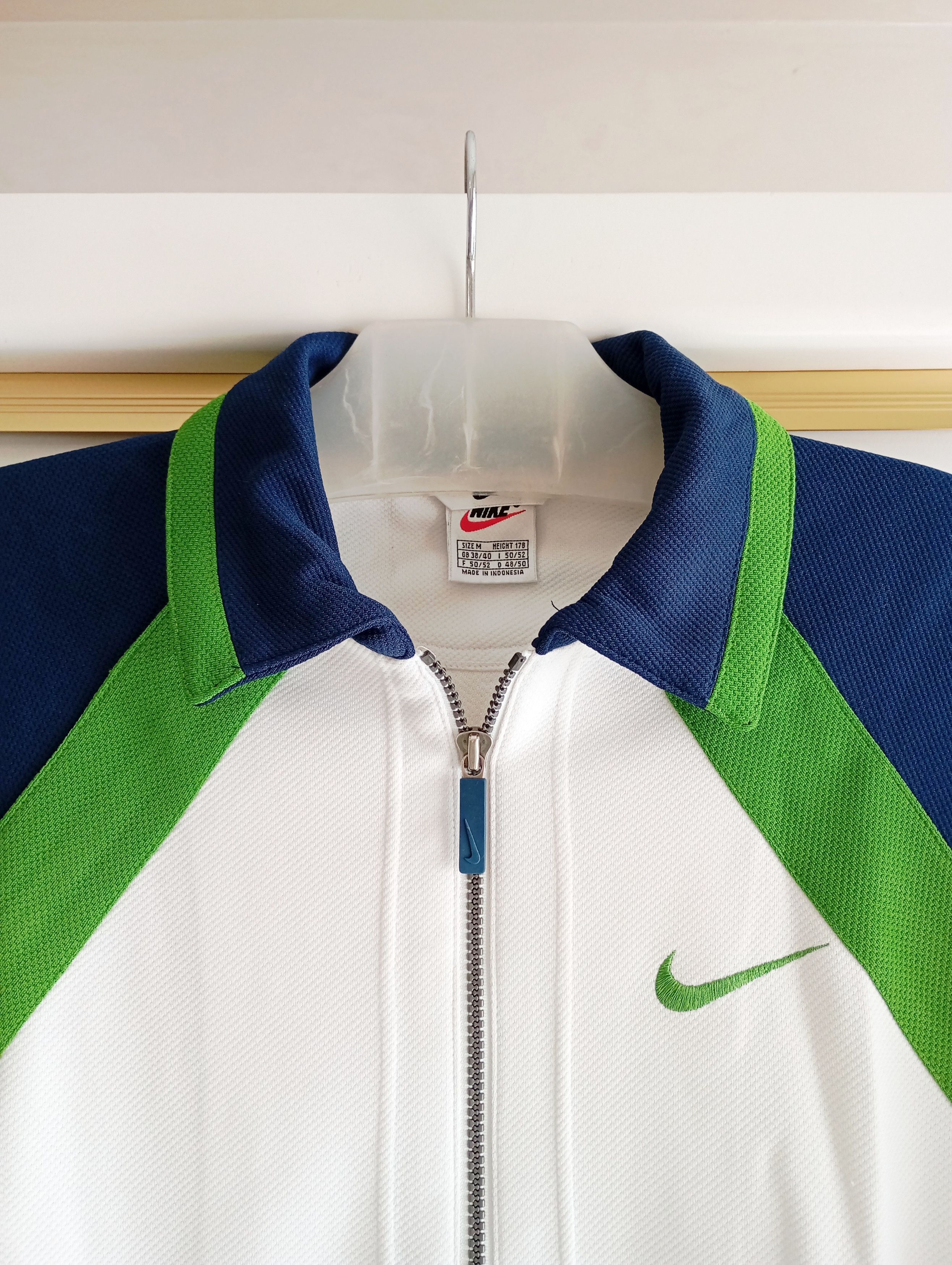 Nike Vintage Nike 00’s Big Embroidered Logo Oversized Y2K Tee Size US M / EU 48-50 / 2 - 3 Thumbnail