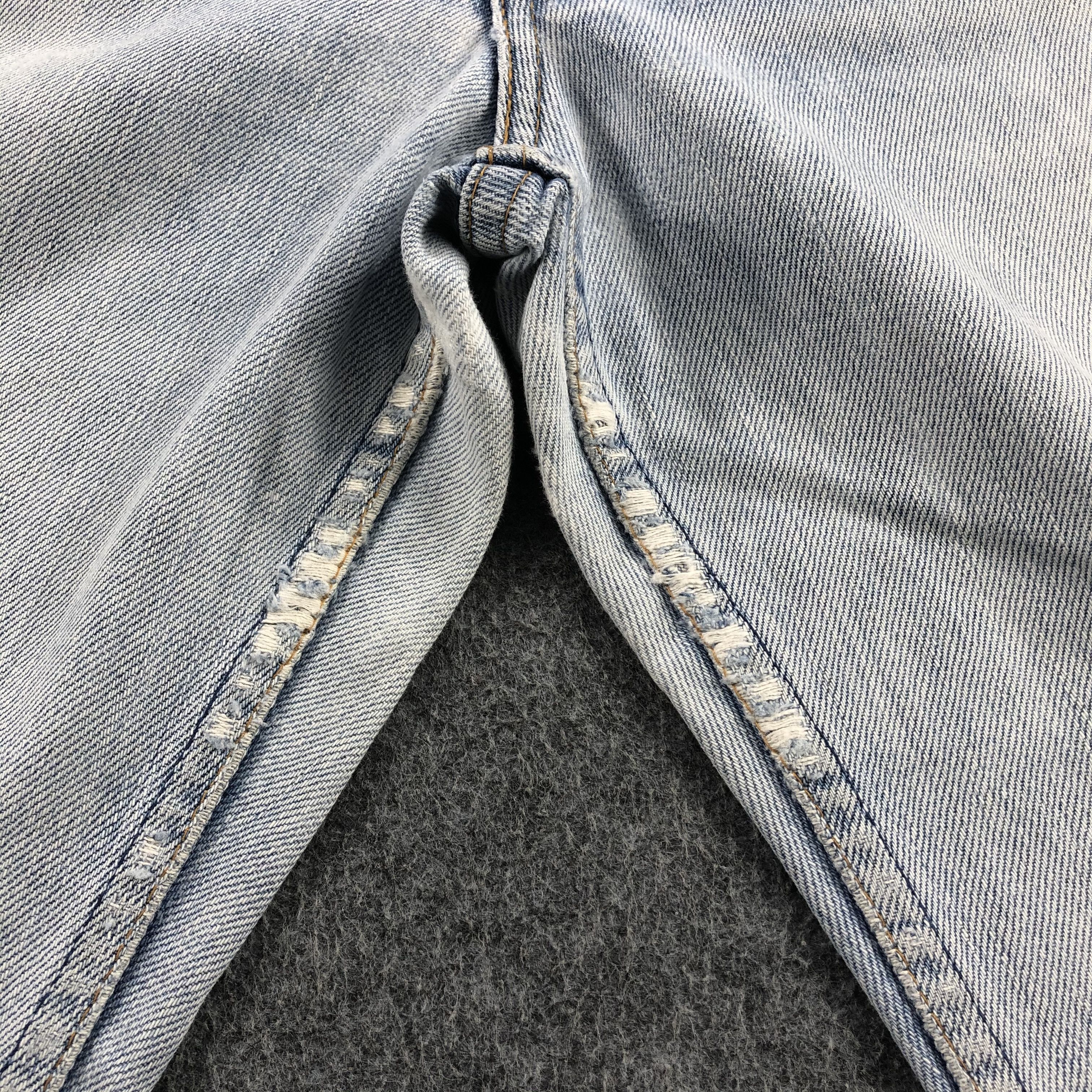 Levi's 90s Vintage Light Wash Levis 515 Jeans-J1918 Size US 28 / EU 44 - 9 Thumbnail