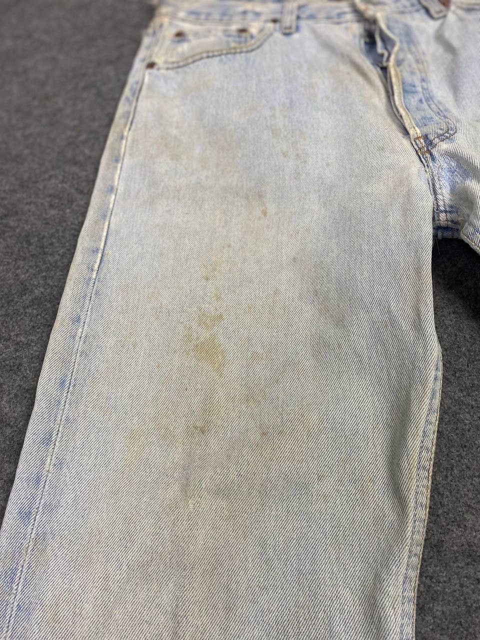 Levi's vintage levis 501 lightwash distressed denim Size US 32 / EU 48 - 13 Thumbnail
