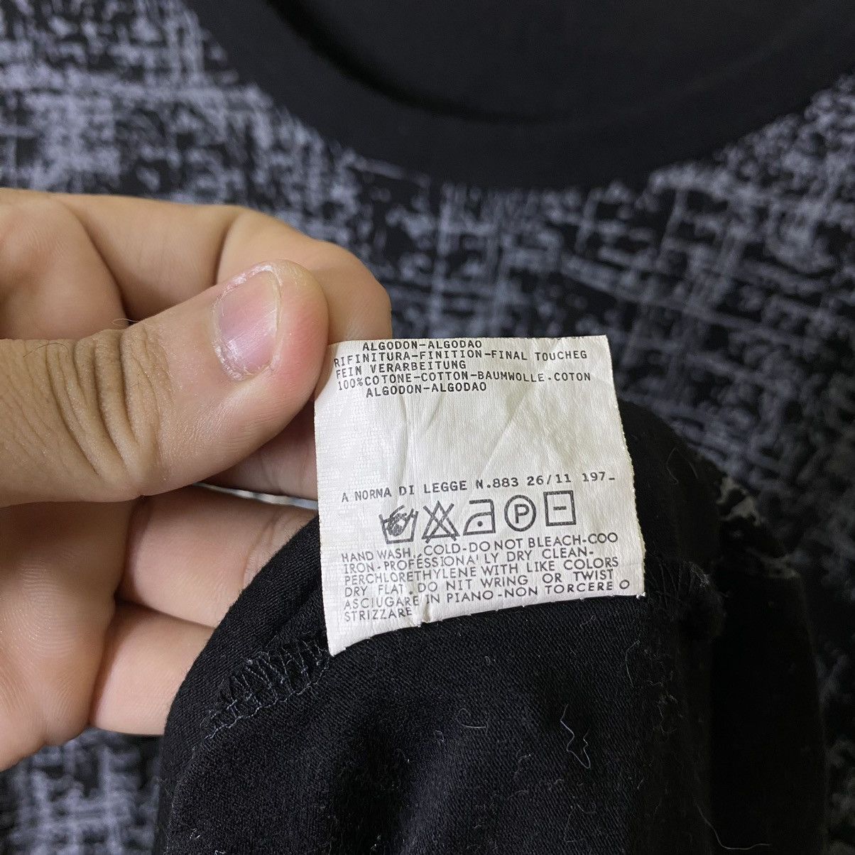 Dolce & Gabbana Dolce & Gabbana Nice Design LS Tee Size US L / EU 52-54 / 3 - 8 Thumbnail