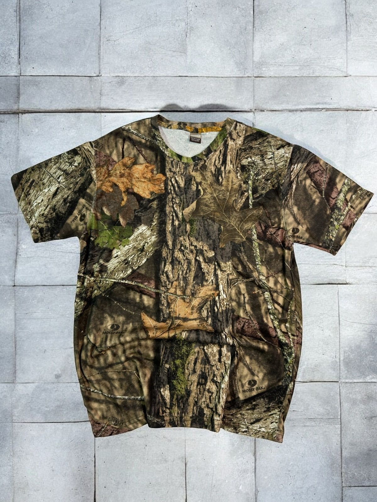 Mossy Oaks × Realtree Vintage Realtree tee y2k skater camo swag drip 90s crazy 00s Size US M / EU 48-50 / 2 - 1 Thumbnail