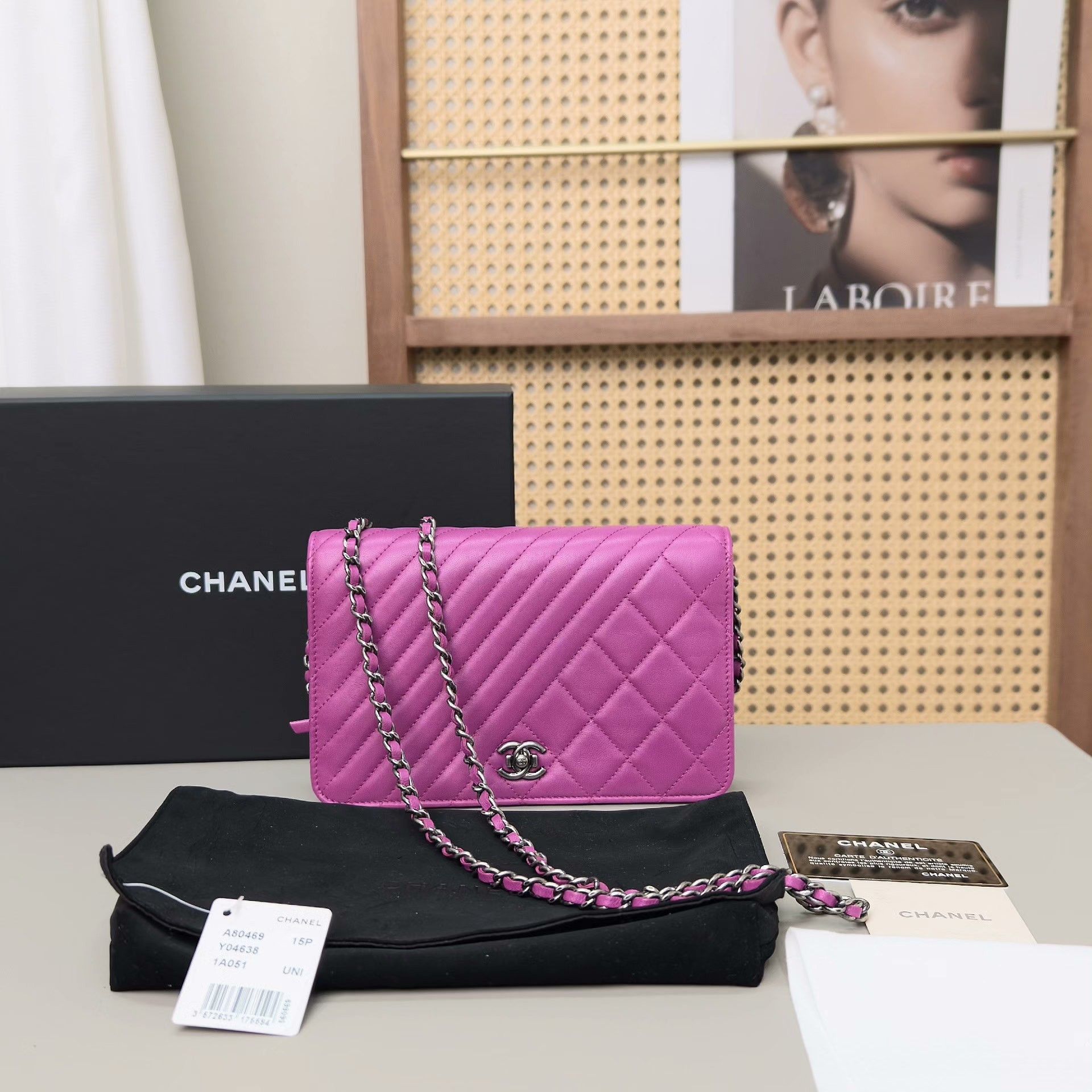 Chanel Pre-loved Bag Very good condition Size ONE SIZE - 1 Thumbnail