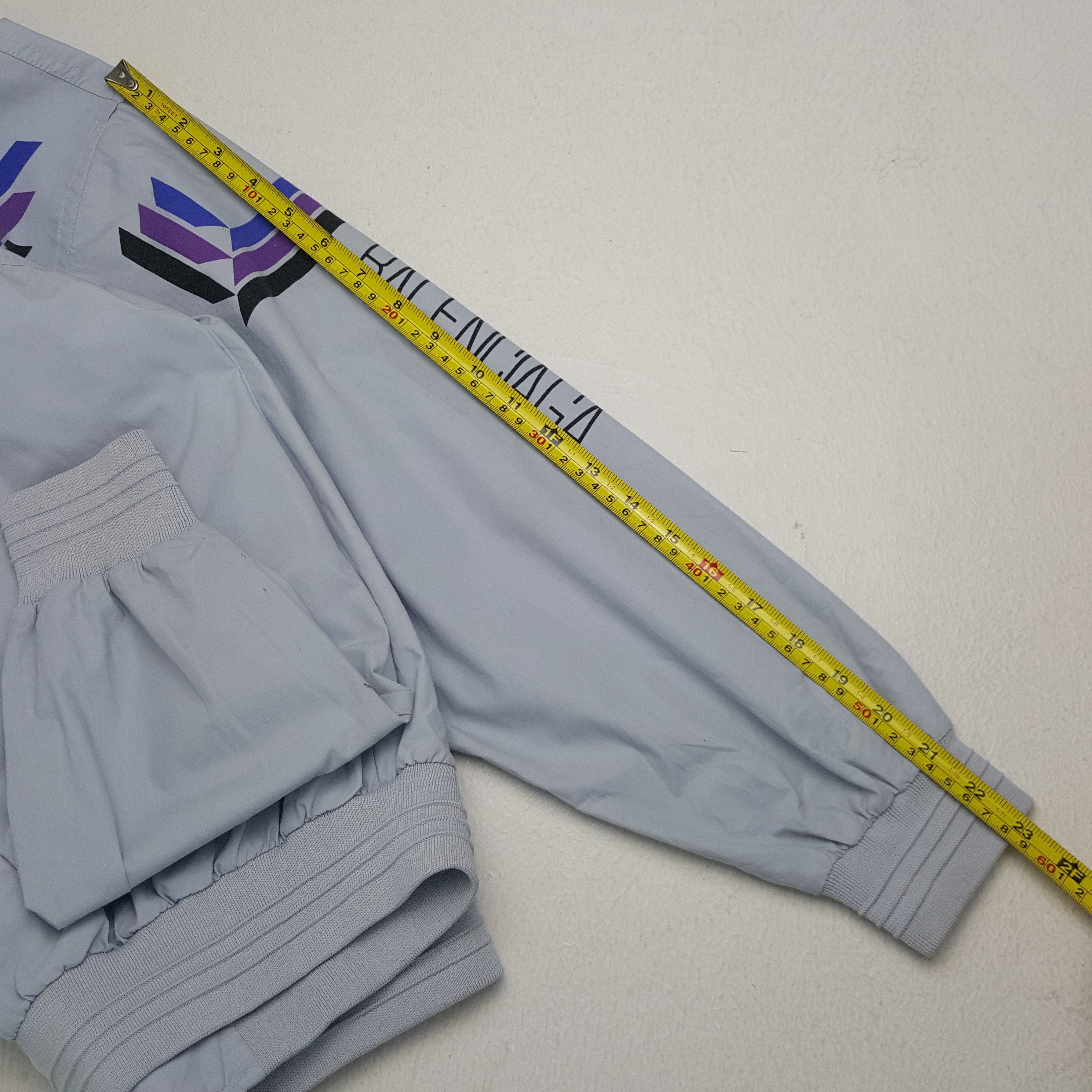 Vintage Vintage Balenciaga Italian Brand Windbreaker Jacket Size US M / EU 48-50 / 2 - 6 Thumbnail