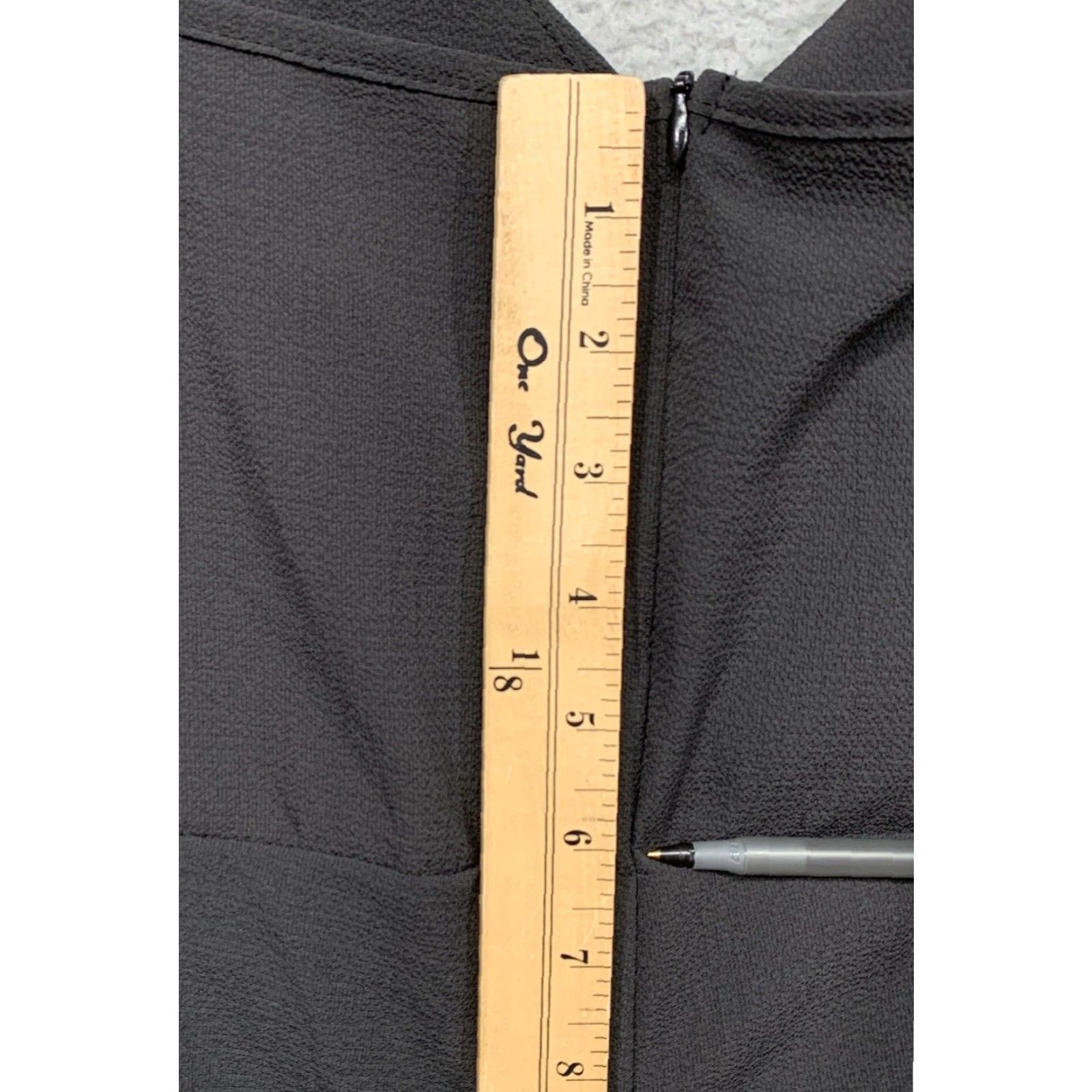 Vintage **Black Elastic Waist Women Romper Size L (Runs Small)** User: Women Black Elastic Waist Romper Size L (Runs Small) Size 36" / US 14 / IT 50 - 7 Thumbnail