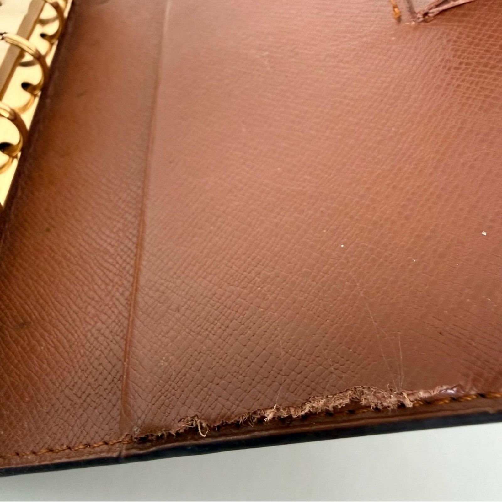 Louis Vuitton Louis Vuitton vintage unisex organizer Authentic Size ONE SIZE - 6 Thumbnail
