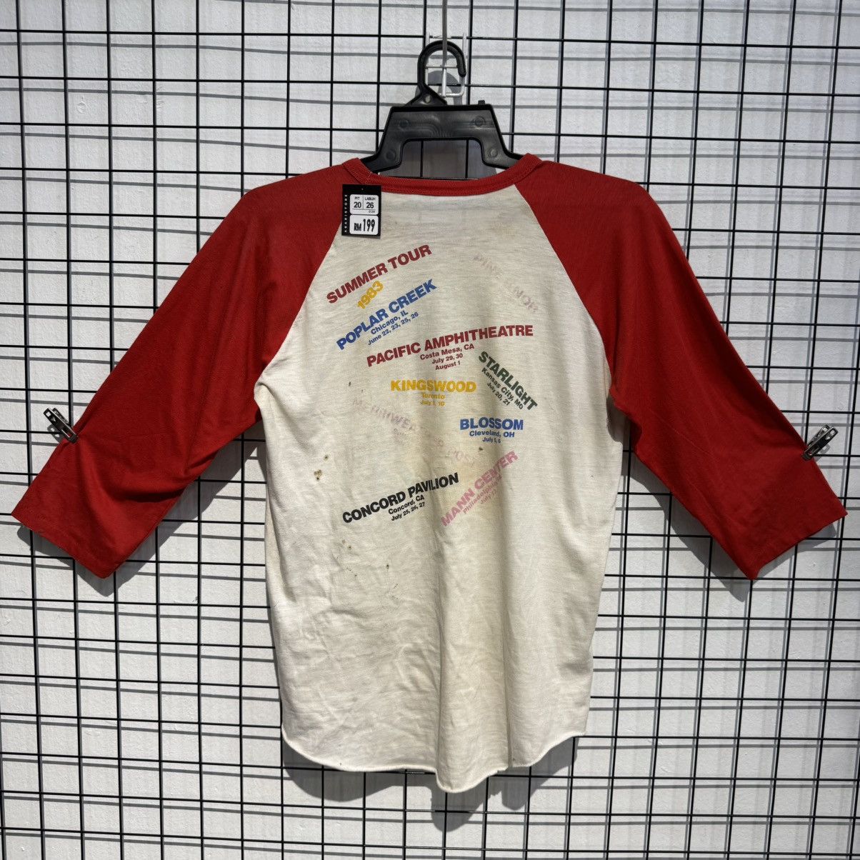 Other Vintage Barry Manilow 1983 Hot Tonight Tour Raglan T Shirt Size US M / EU 48-50 / 2 - 10 Thumbnail