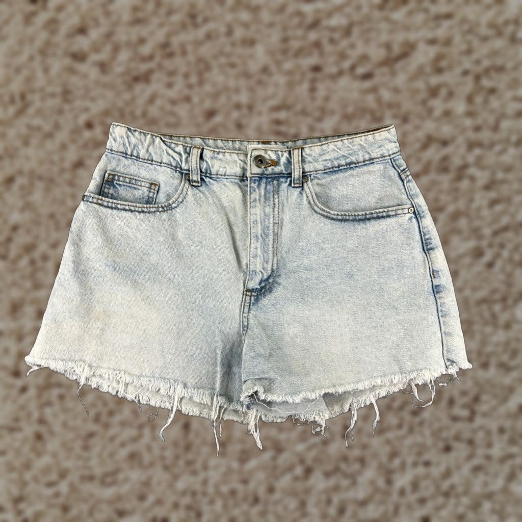Cotton On Cotton On Shorts Womens 27 Blue Denim Cut-Off High Rise 5-Pocket Denim Shorts Light Wash 28x3 Size 27" / US 4 / IT 40 - 1 Thumbnail