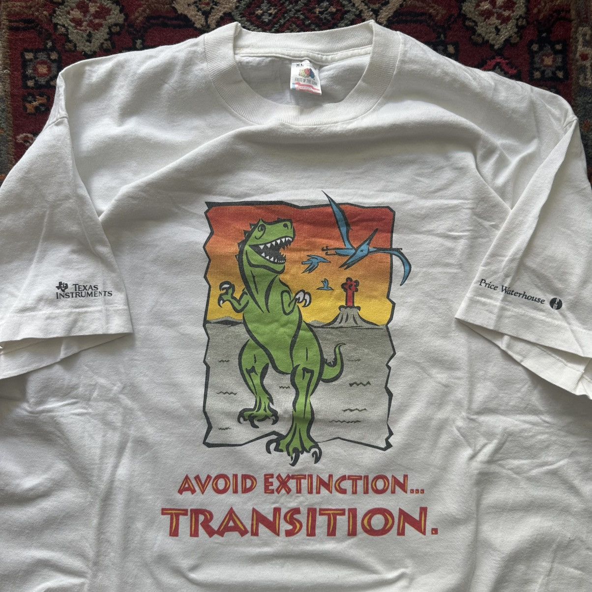 Vintage 90s “Avoid Extinction” Dinosaur Tee XL Vintage Made in USA Size US XL / EU 56 / 4 - 5 Thumbnail