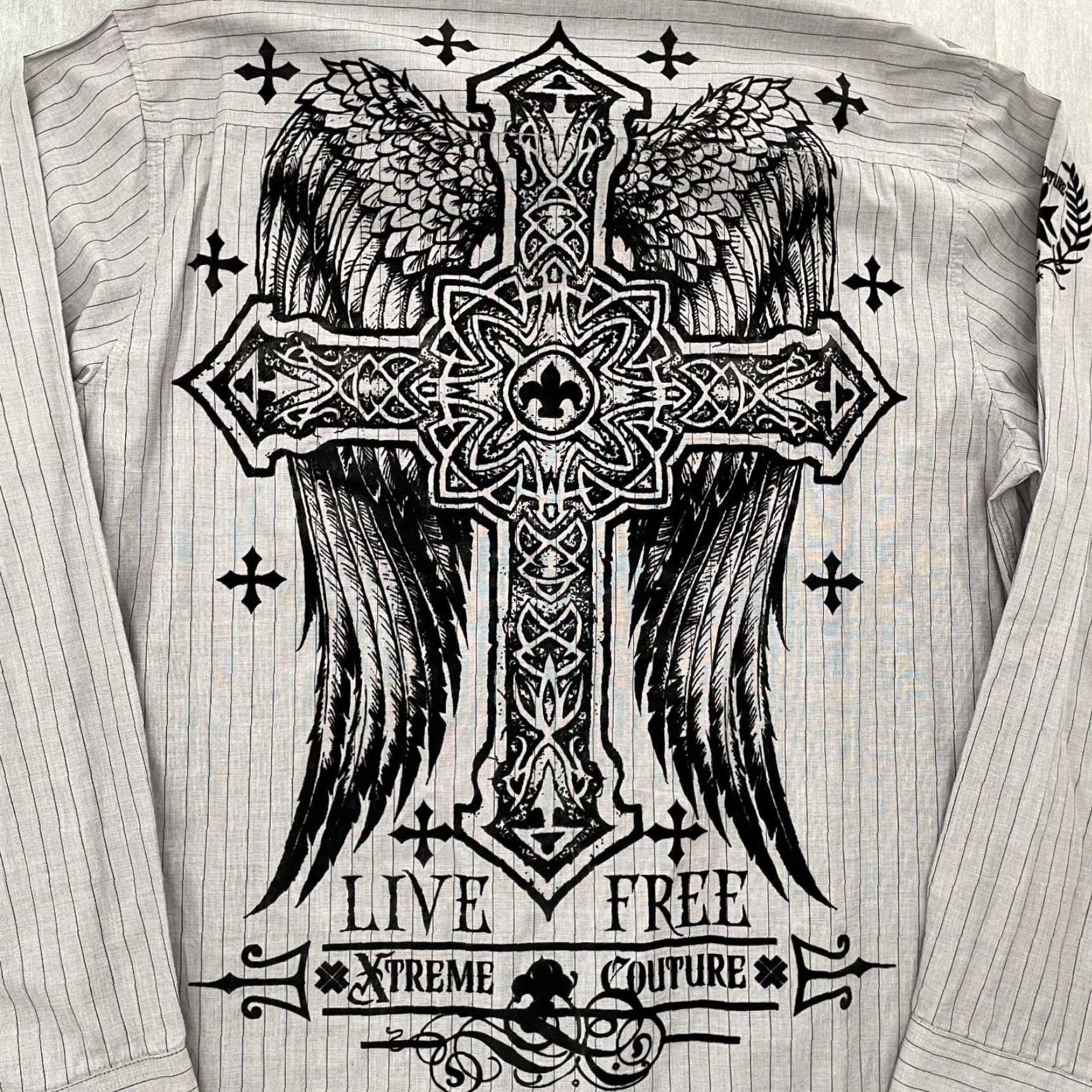 Vintage VINTAGE Xtreme Couture Shirt Adult XL Gray Striped Button-Up Angel Wings MMA Mens Size US XL / EU 56 / 4 - 3 Thumbnail