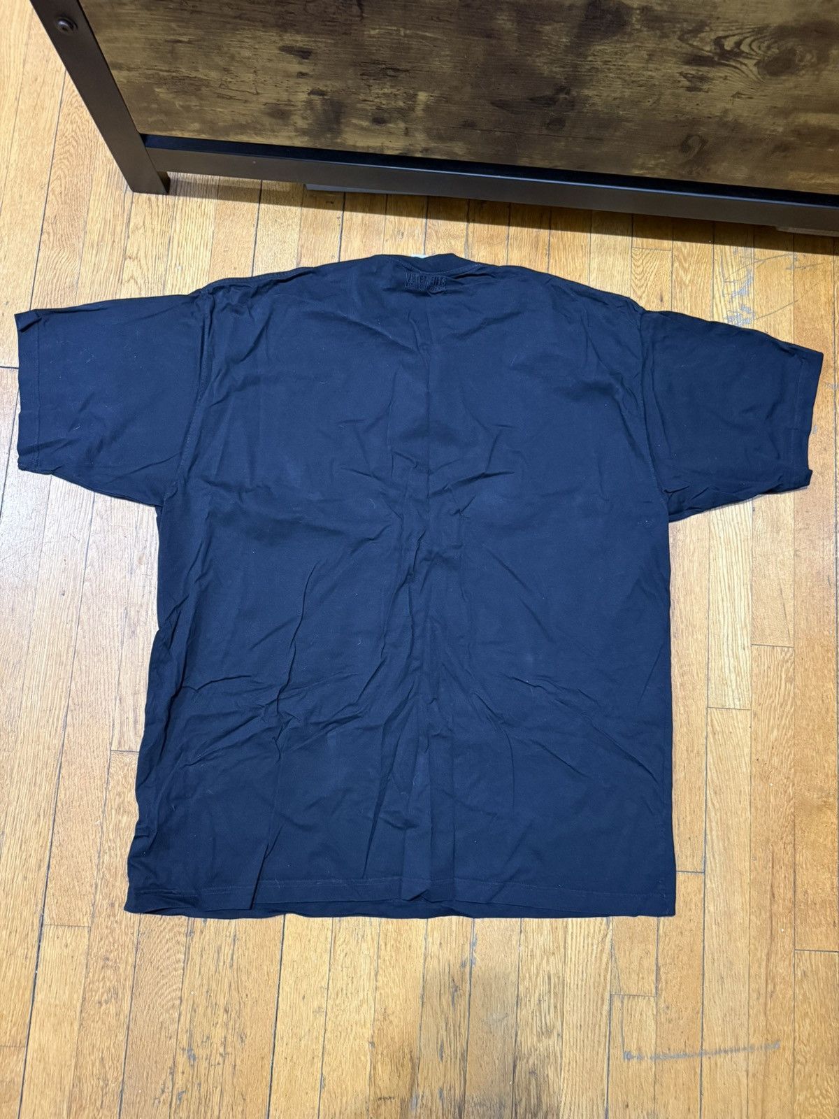 Vetements Vetements Limited Edition “Confidential” Tee Sz. l Size US L / EU 52-54 / 3 - 2 Thumbnail