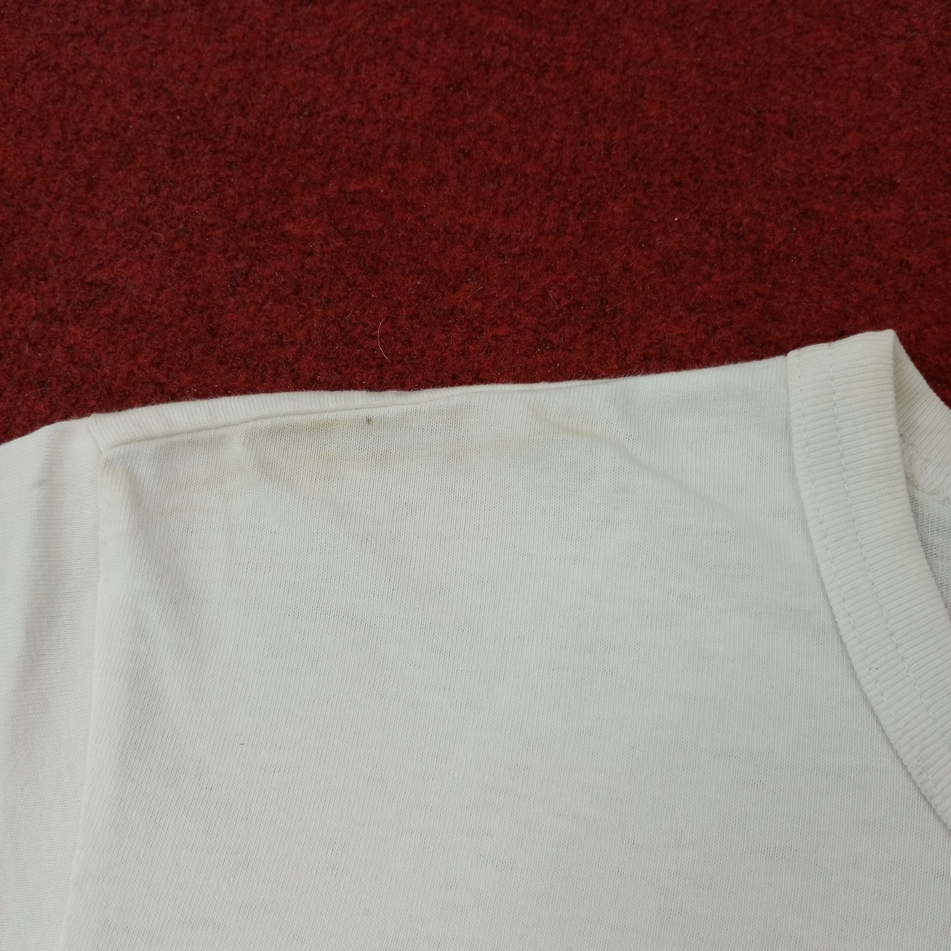 Comme des Garcons Vintage Comme des Garcons Japanese Brand Tshirt c239n31 Size US S / EU 44-46 / 1 - 4 Thumbnail