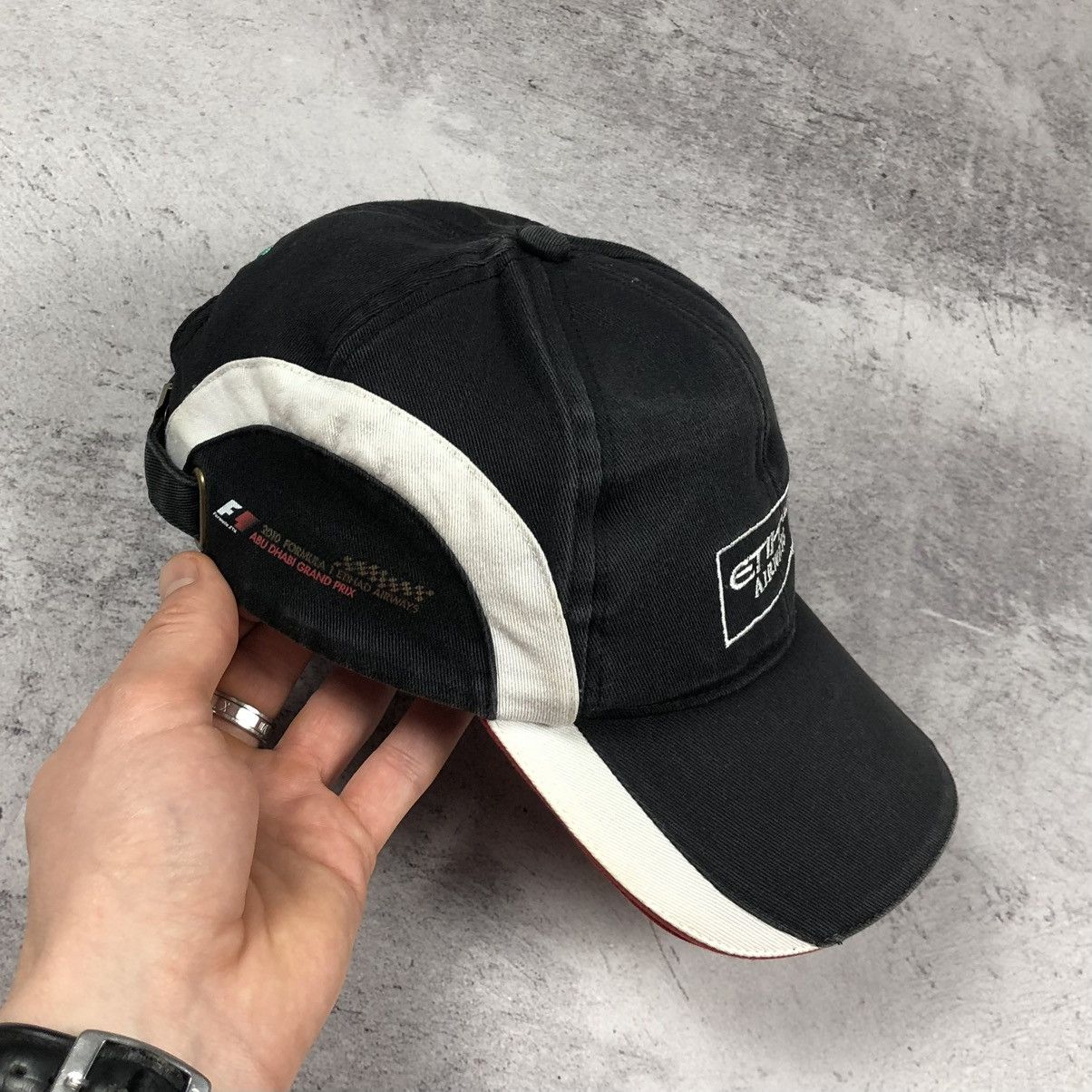 Formula 1 Vintage 2010 Abu Dhabi Grand Prix Etihad Cap Size ONE SIZE - 8 Thumbnail