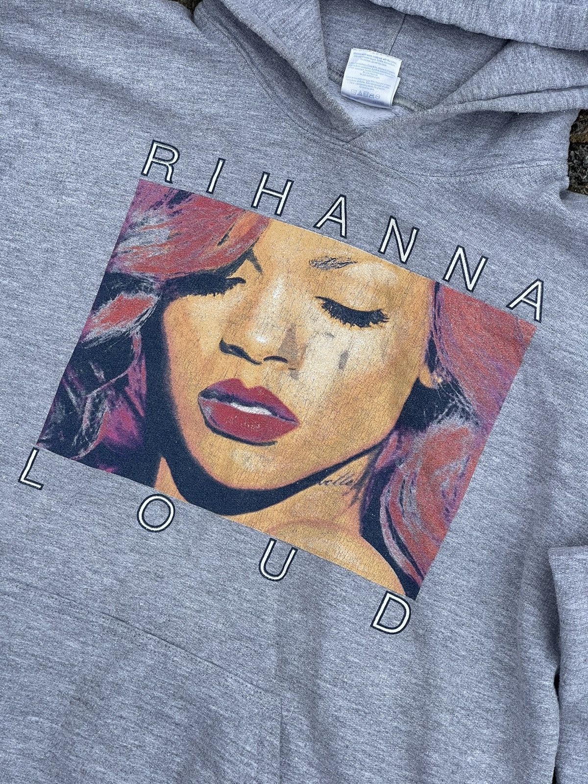 2011 Rihanna loud tour vintage grey hoodie