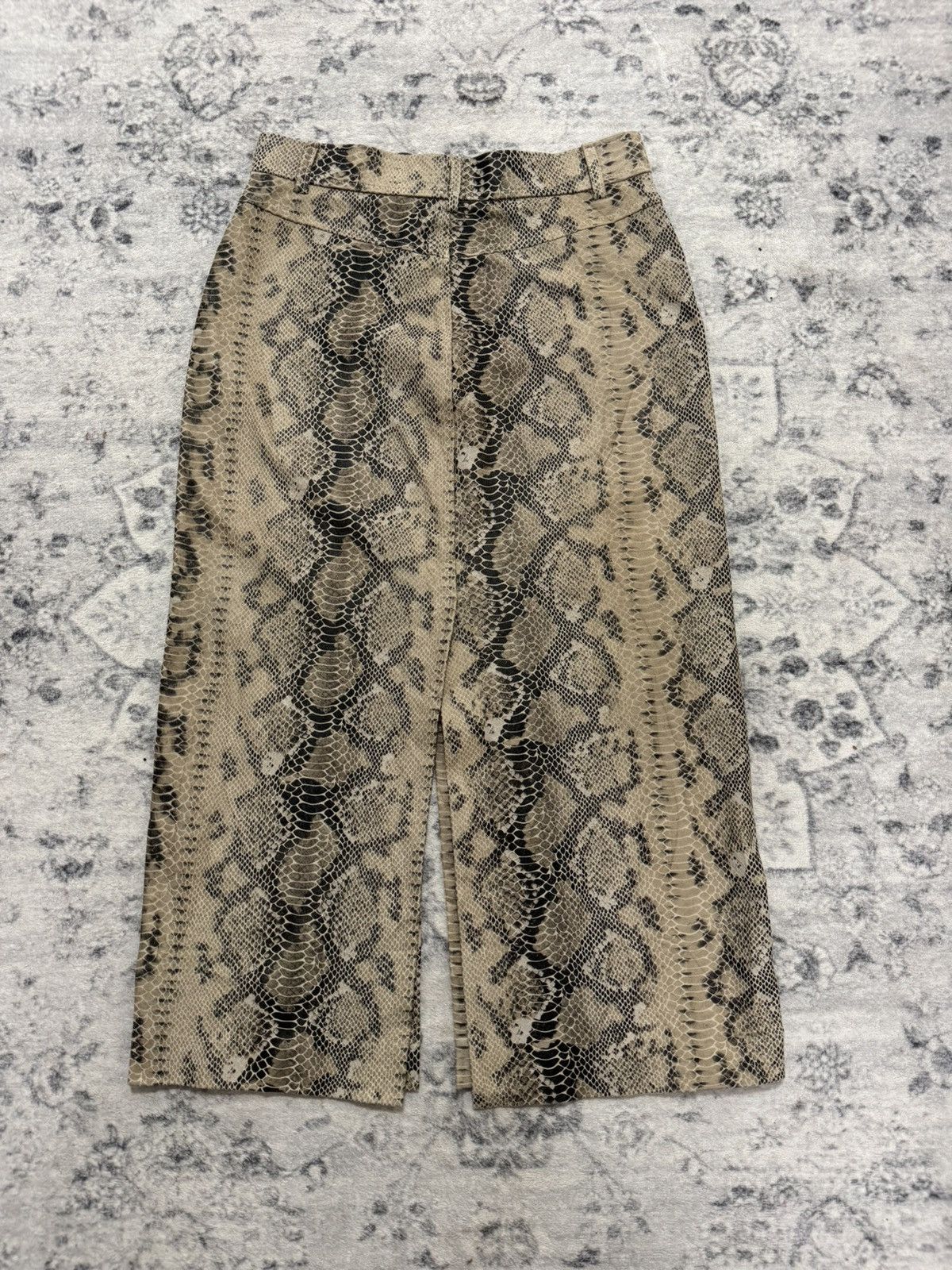 Zara ZARA PYTHON STYLE MIDI SKIRT Size 26" / US 2 / IT 38 - 6 Thumbnail