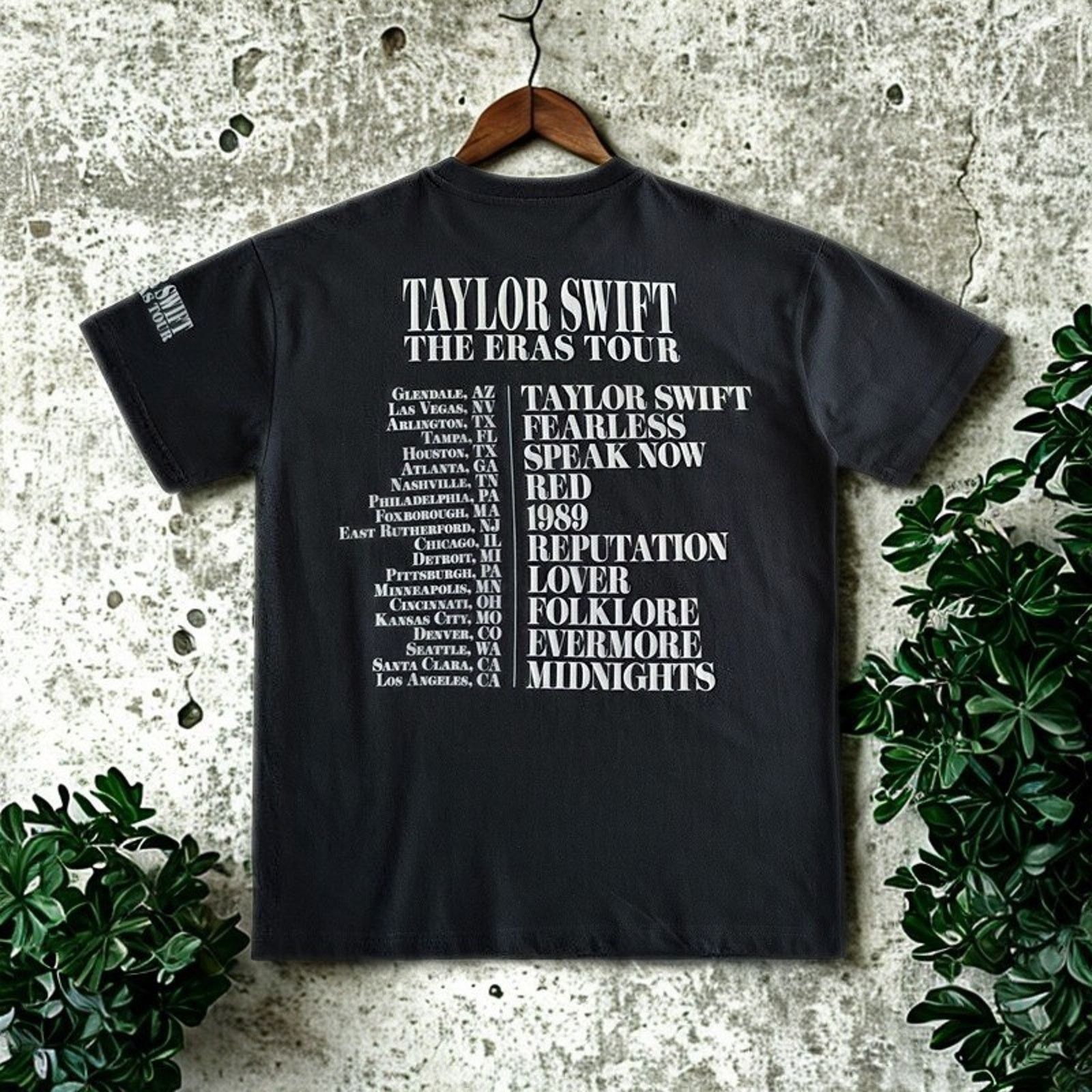 Other Taylor Swift Eras Tour T-Shirt L Black Official Merch Album Size US L / EU 52-54 / 3 - 4 Thumbnail