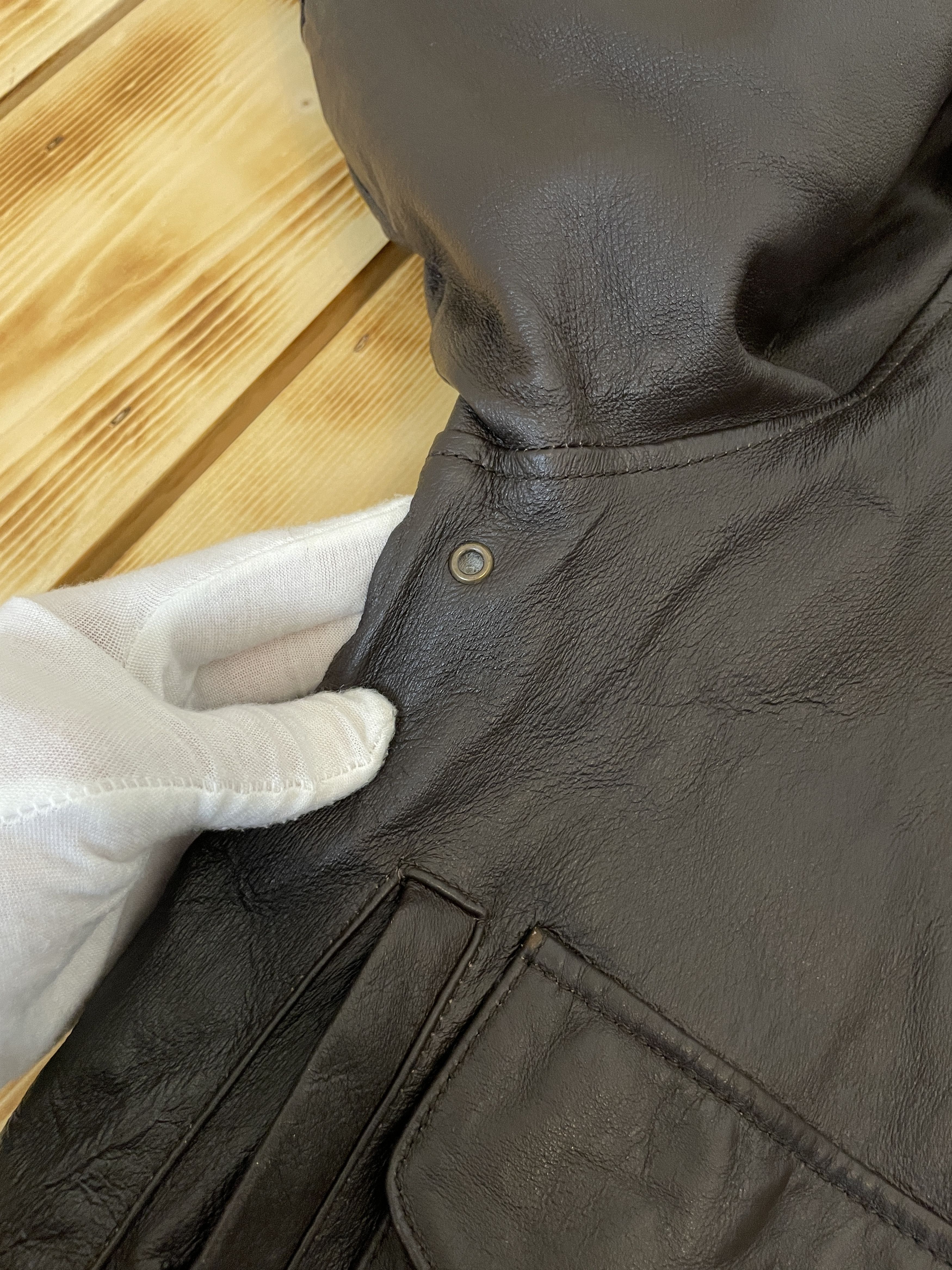 Other Vintage 90`s Airborne AirForce Genuine Leather Bomber Jacket Size US L / EU 52-54 / 3 - 22 Thumbnail