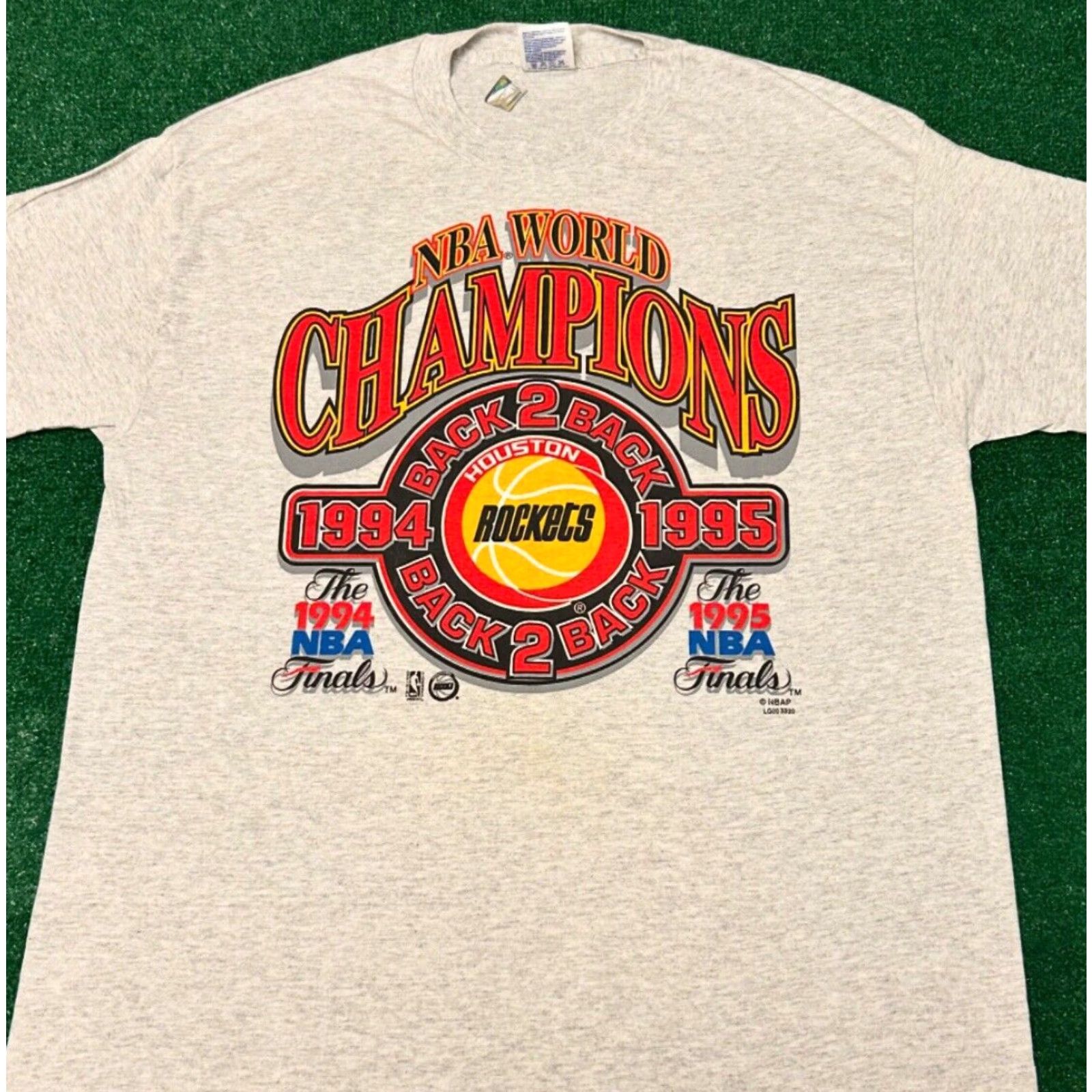 NBA VINTAGE 90s Houston Rockets NBA Back 2 Back Champions 1995 VTG Shirt Mens XL Gray XL Mens 90s Houston Rockets NBA Back 2 Back Champions Shirt Size US XL / EU 56 / 4 - 4 Thumbnail