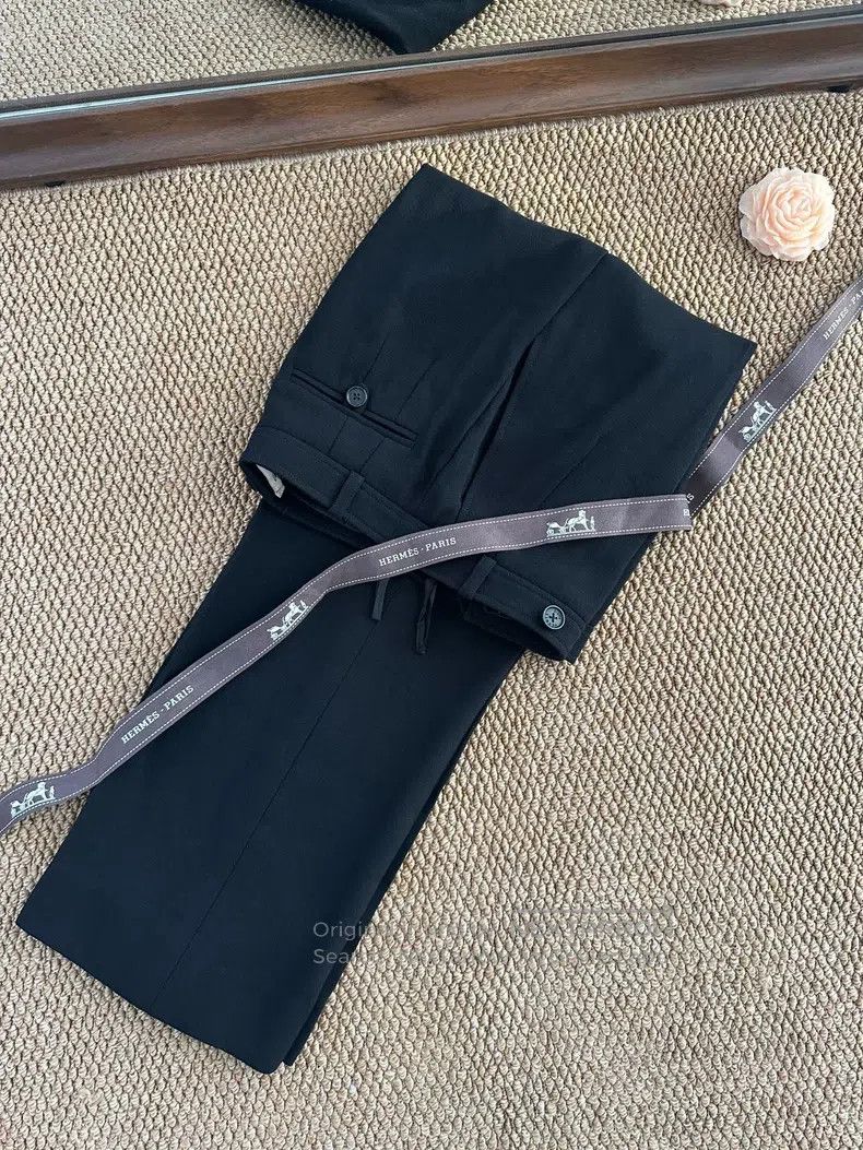 Hermes Hermes Vintage fine wool pleated casual dress pants for wo Size 24" / US 00 / IT 34 - 8 Thumbnail