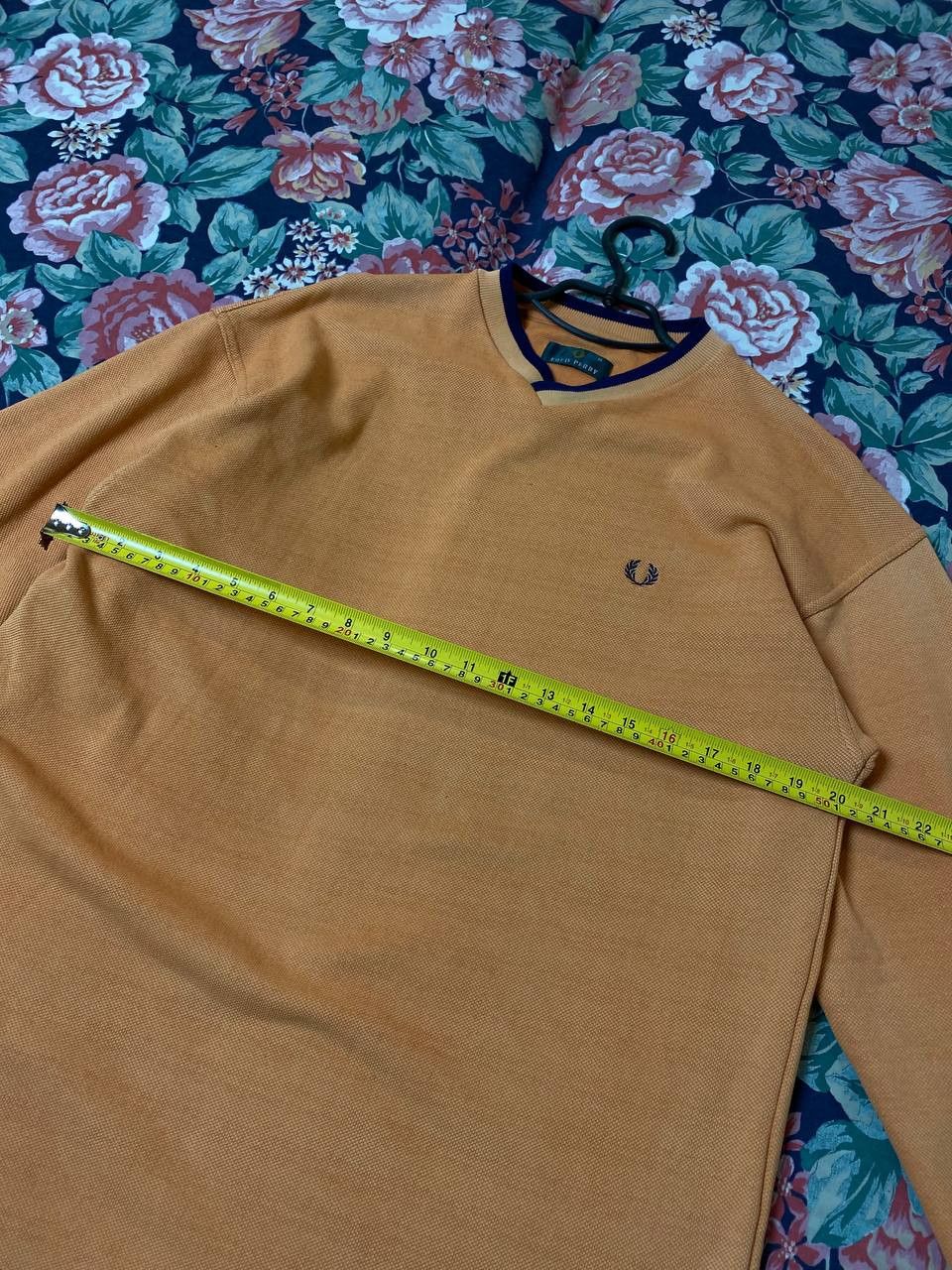Fred Perry 🔥 2000s FRED PERRY DISTRESSED ICONIC LOGO SWEATSHIRT 🔥 Size US M / EU 48-50 / 2 - 17 Thumbnail