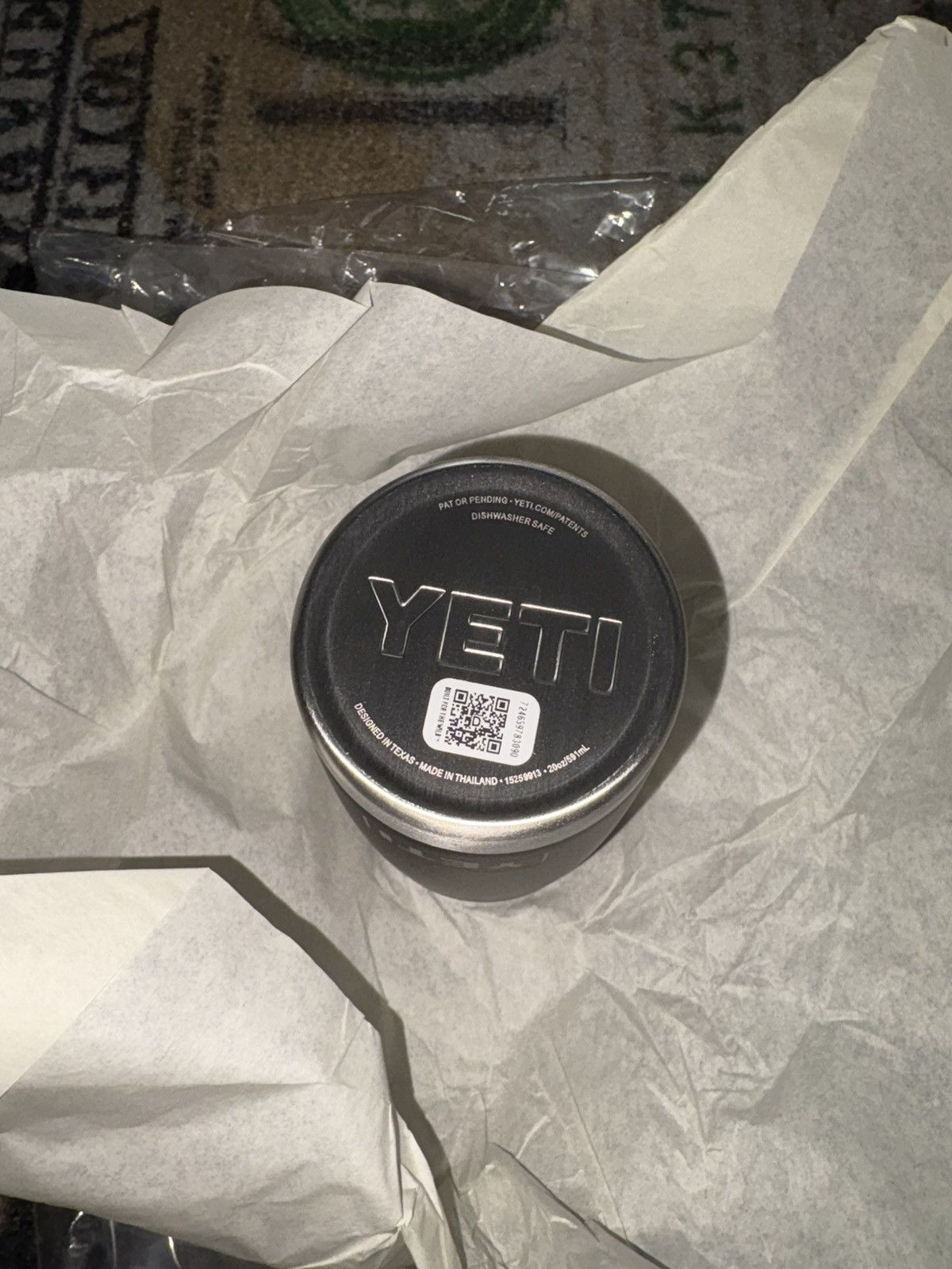 Kith Kith Kithmas Yeti Rambler 20 Oz Tumbler Size ONE SIZE - 4 Thumbnail