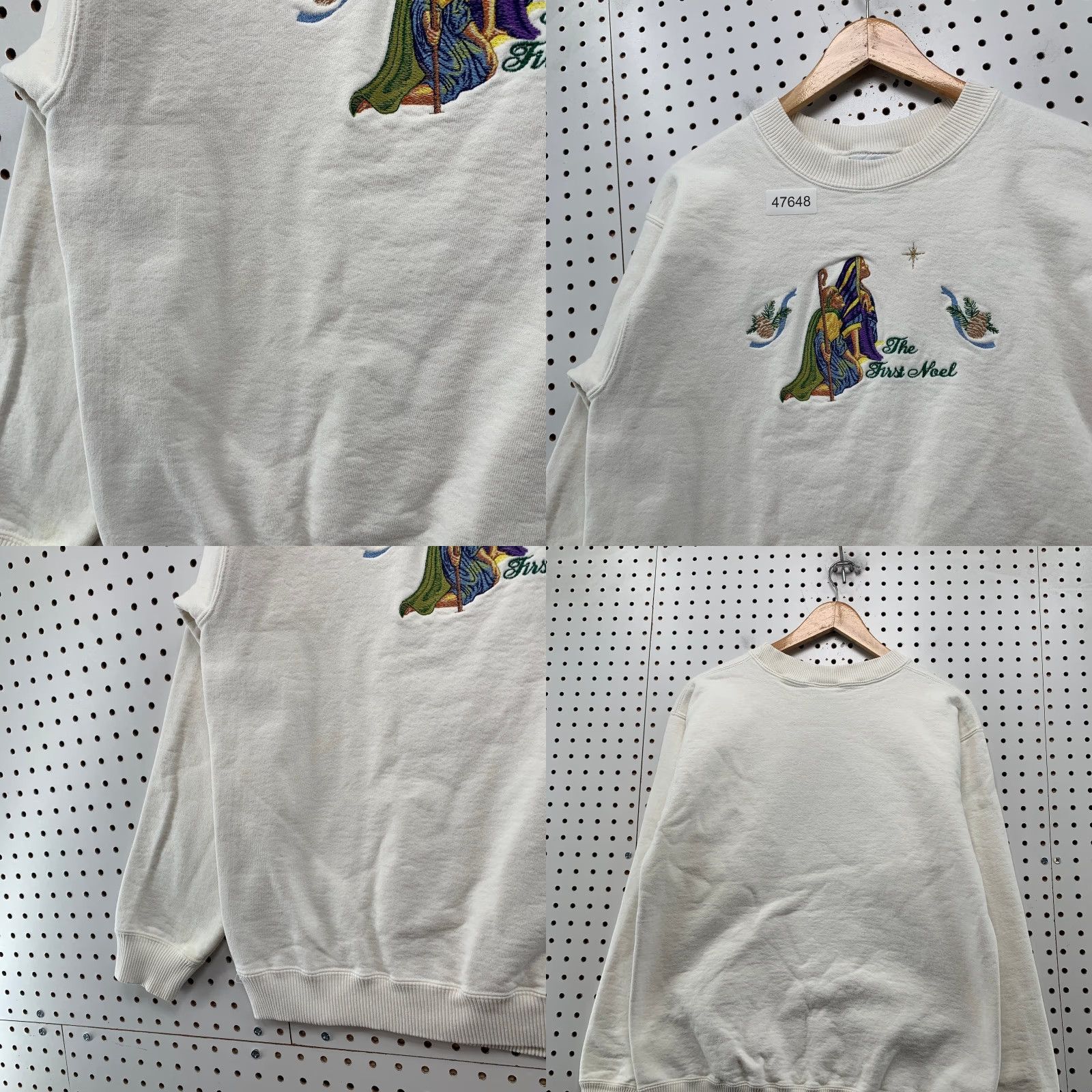 Gildan VINTAGE First Noel Sweatshirt Mens M White Embroidered Fleece Crewneck USA Size US M / EU 48-50 / 2 - 9 Thumbnail