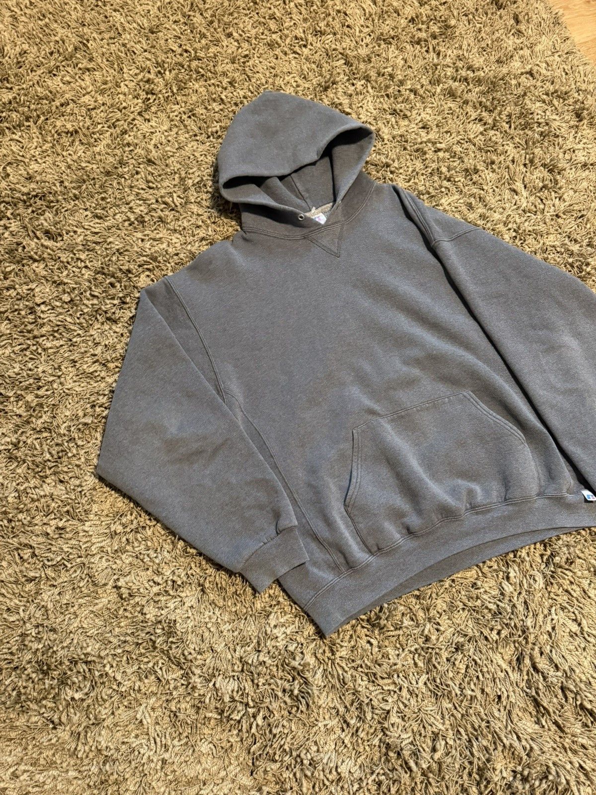 Russell Athletic Vintage Russell Athletic Hoodie Sweatshirt Gray Faded 90s Size US L / EU 52-54 / 3 - 2 Thumbnail