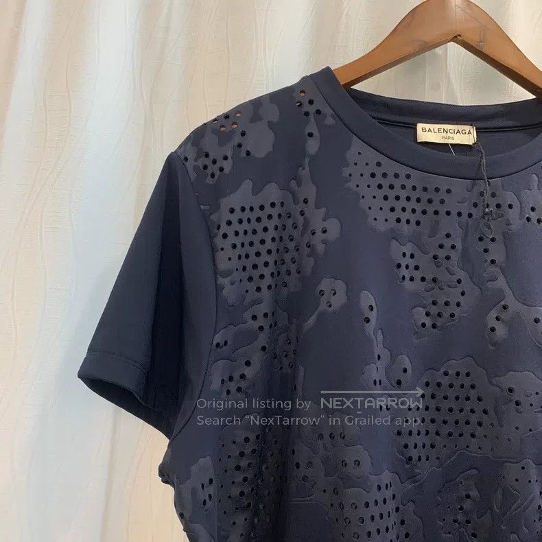 Balenciaga Balenciaga Perforated Short Sleeve T-Shirt L Size Size US L / EU 52-54 / 3 - 3 Thumbnail
