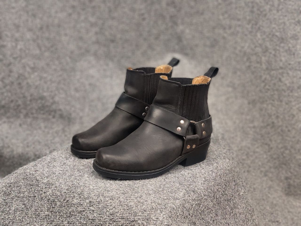 Vintage Kochmann Spain Design Western Ankle Leather Vintage Boots Size US 7 / IT 37 - 7 Thumbnail