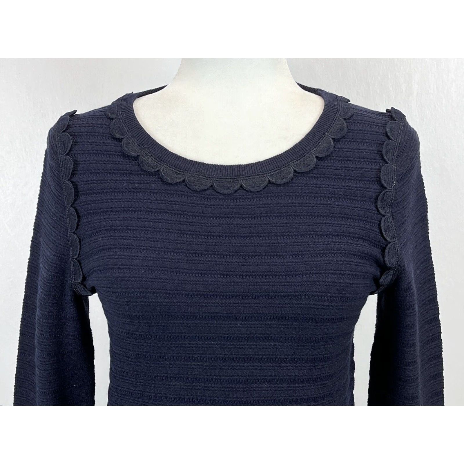 Ann Taylor Ann Taylor Women's Navy Blue Silk Blend Sweater Crew Neck Long Sleeve Small Size S / US 4 / IT 40 - 5 Thumbnail