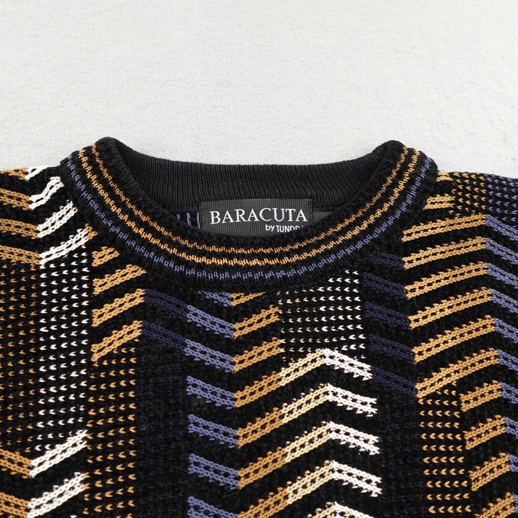 Baracuta VINTAGE Tundra Pullover Sweater Mens Large Black Geometric 90s Outdoor Knit Size US L / EU 52-54 / 3 - 2 Thumbnail