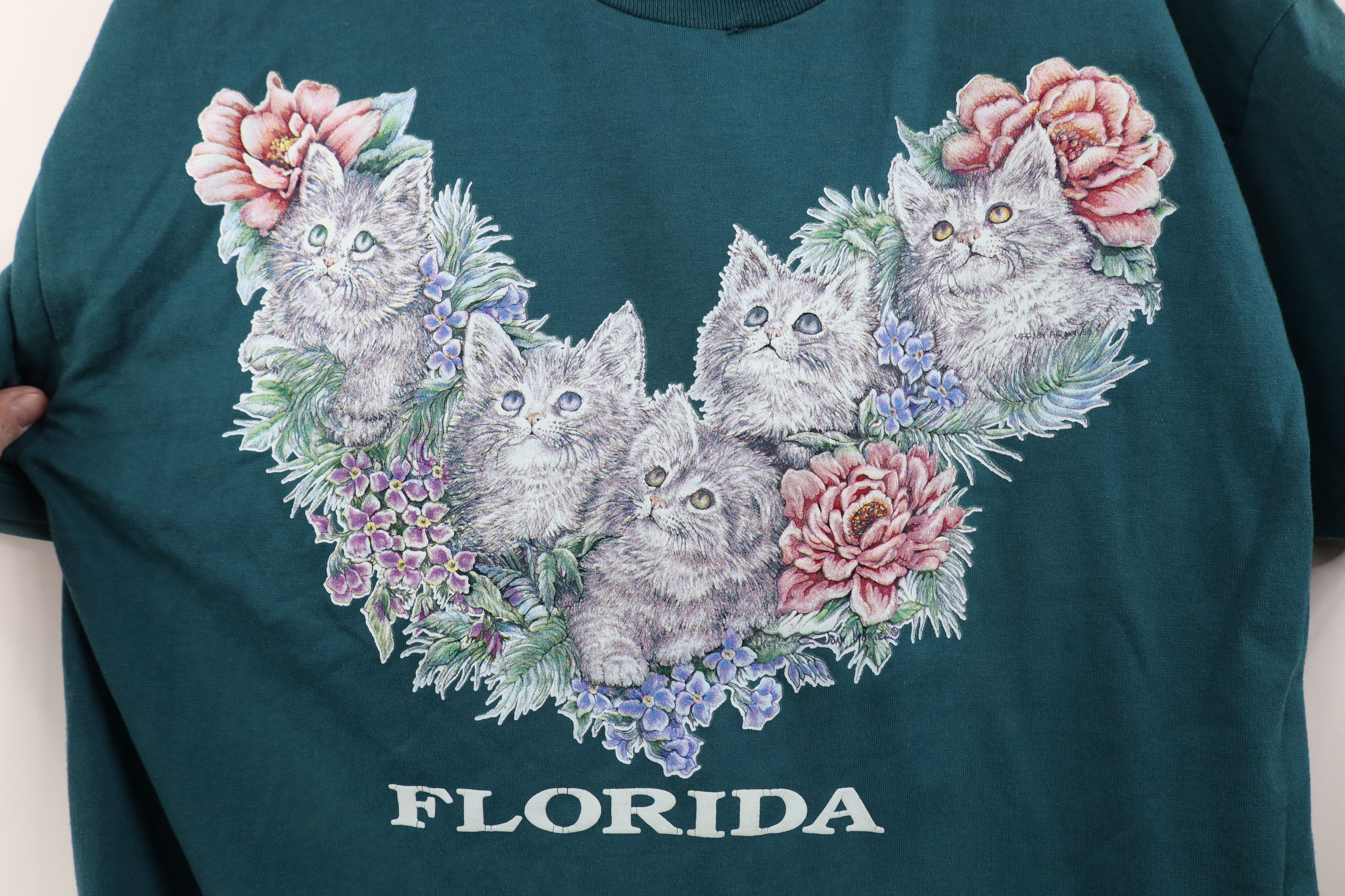 Vintage Vintage 90s Streetwear Cat Kitten Flower T-Shirt Teal USA Size L / US 10 / IT 46 - 6 Thumbnail
