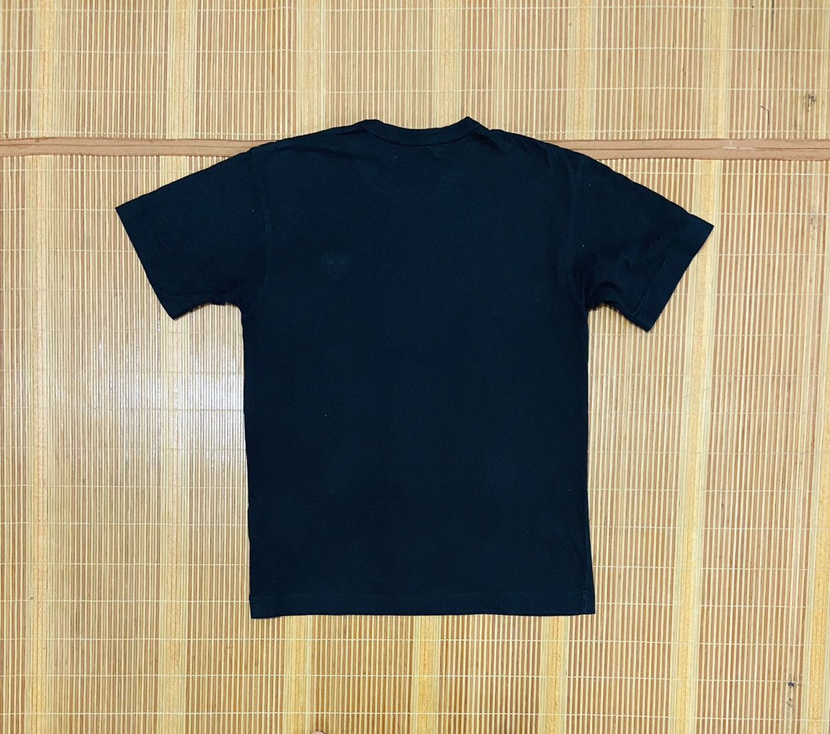 Comme des Garcons × Japanese Brand COMME DES GARCONS PLAY TEE Size S / US 4 / IT 40 - 2 Thumbnail